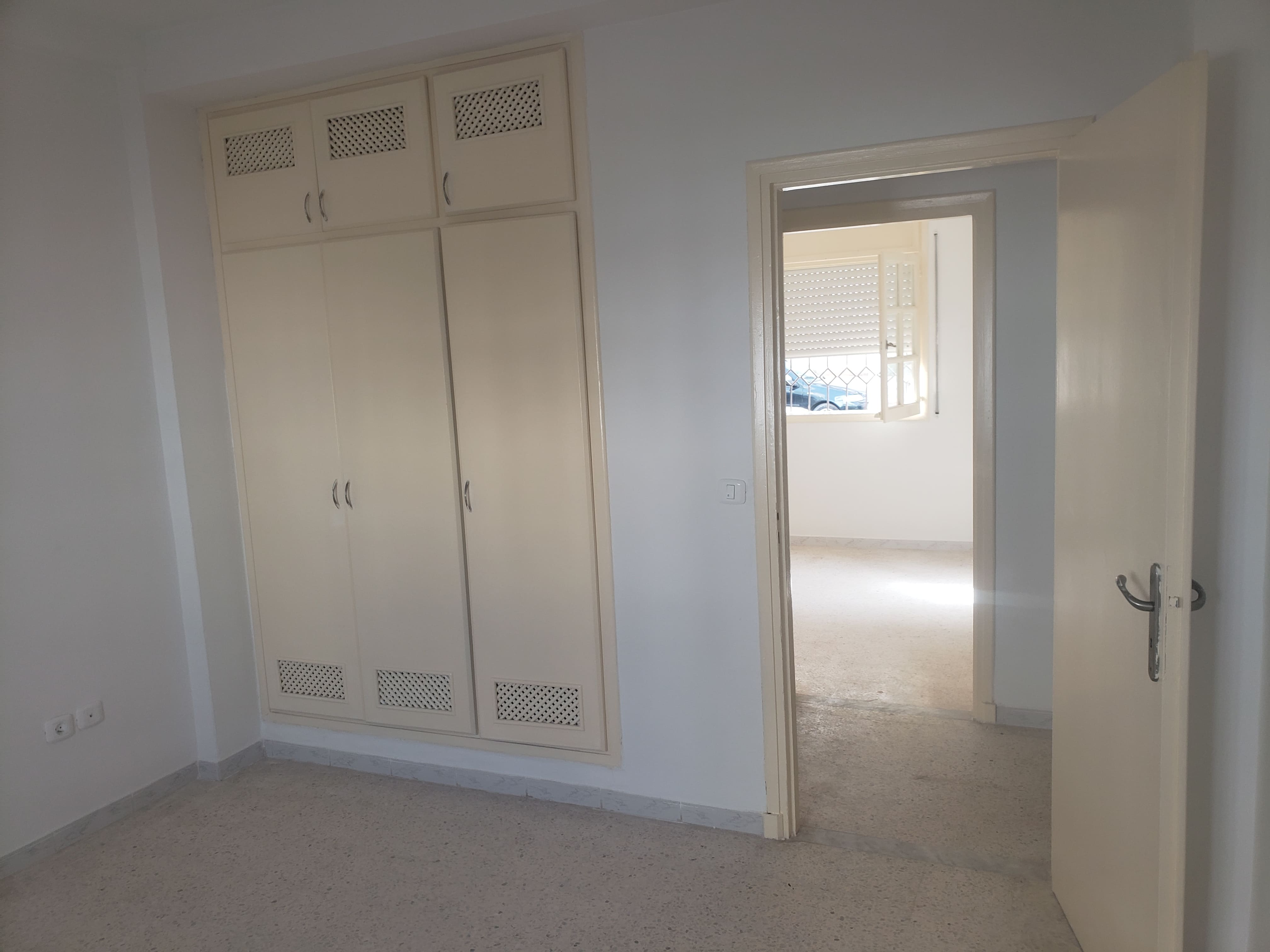 Mannouba&nbsp;Denden&nbsp;Location&nbsp;Appart. 3 pi�ces&nbsp;Appart en parfait �tat salon et deux chambres