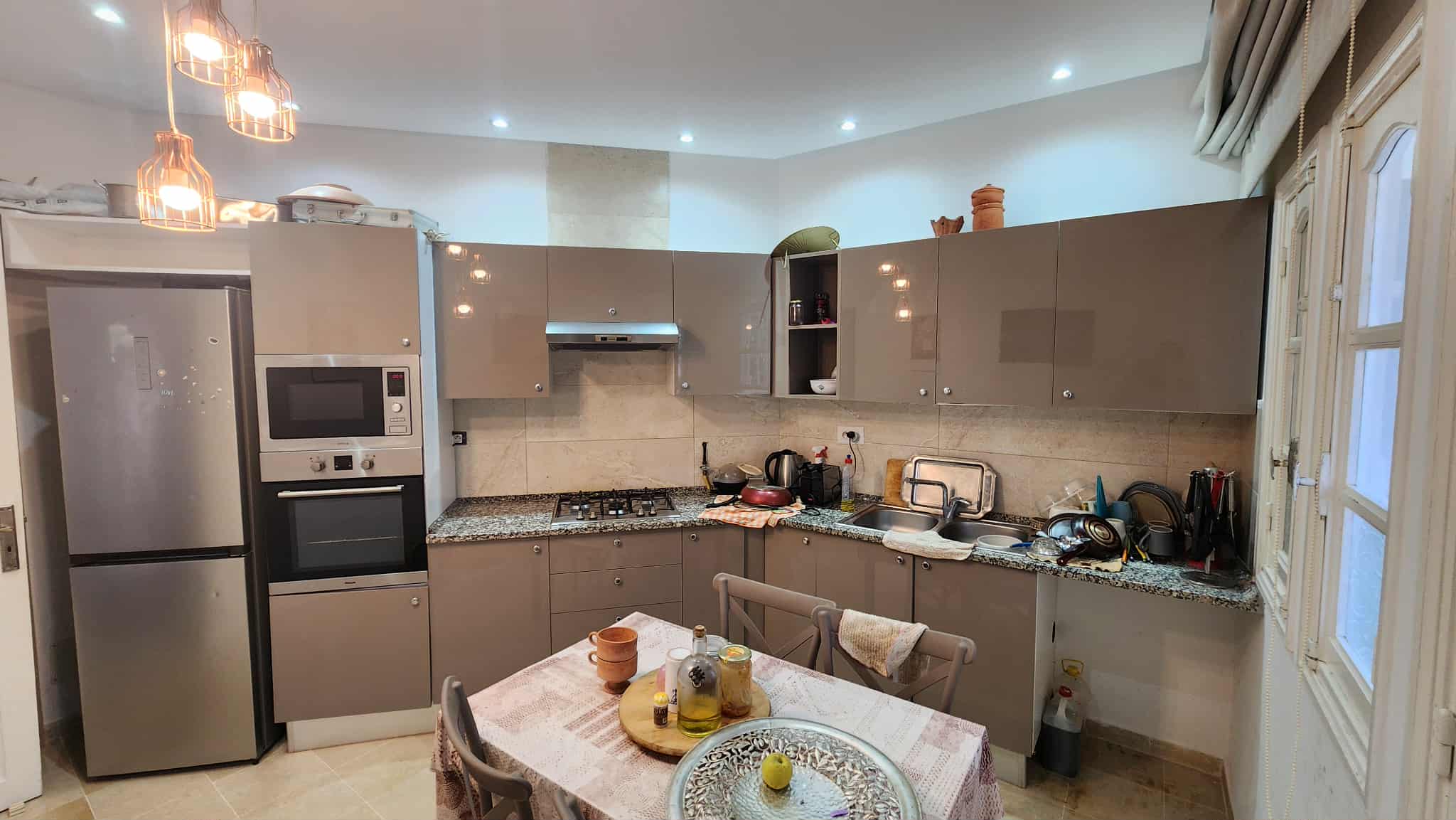 La Marsa&nbsp;El Aouina&nbsp;Vente&nbsp;Maisons&nbsp;Villa plus 3 appartements � l'aouina