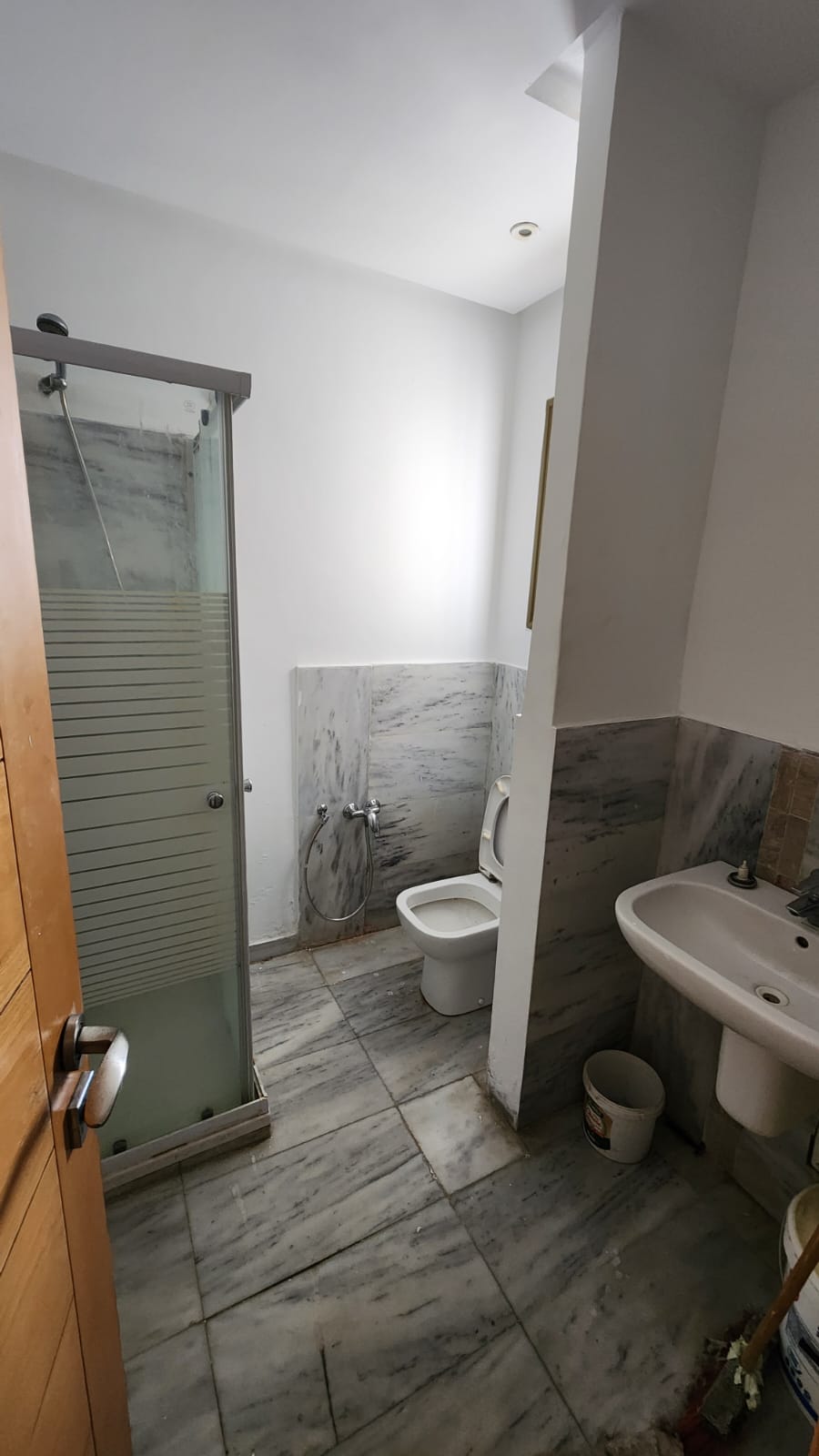 El Menzah&nbsp;Tunis Belvedere&nbsp;Location&nbsp;Appart. 2 pi�ces&nbsp;Appartement s2 avenue de la libert�