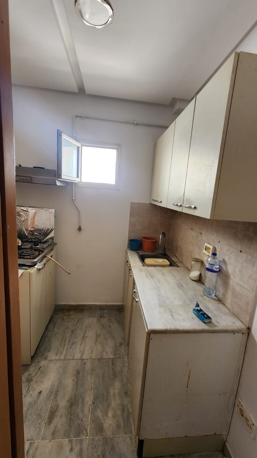 El Menzah&nbsp;Tunis Belvedere&nbsp;Location&nbsp;Appart. 2 pi�ces&nbsp;Appartement s2 avenue de la libert�