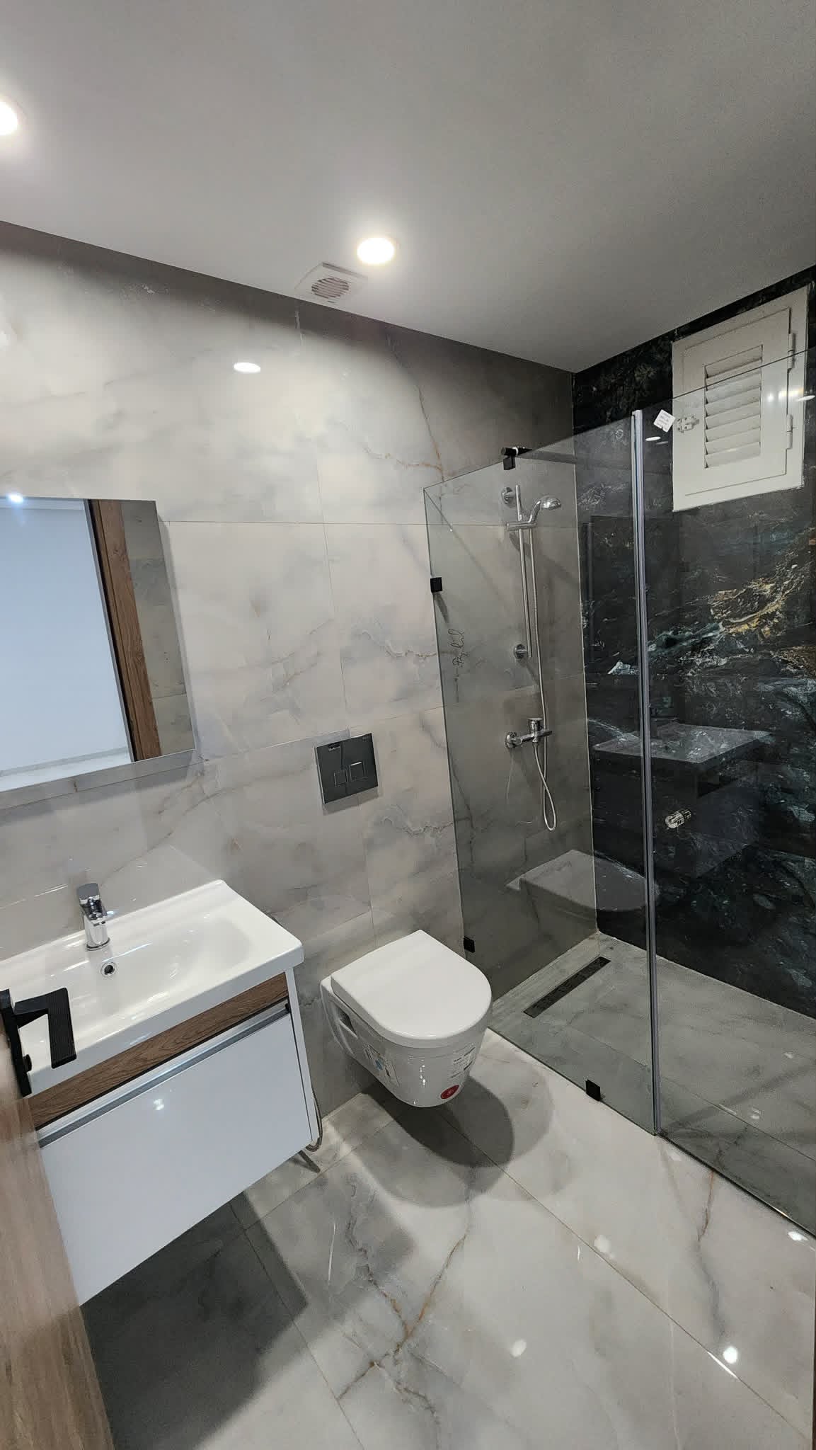 La Soukra&nbsp;La Soukra&nbsp;Location&nbsp;Appart. 1 pi�ce&nbsp;Appart s1 haut standing avec terrasse et jardin