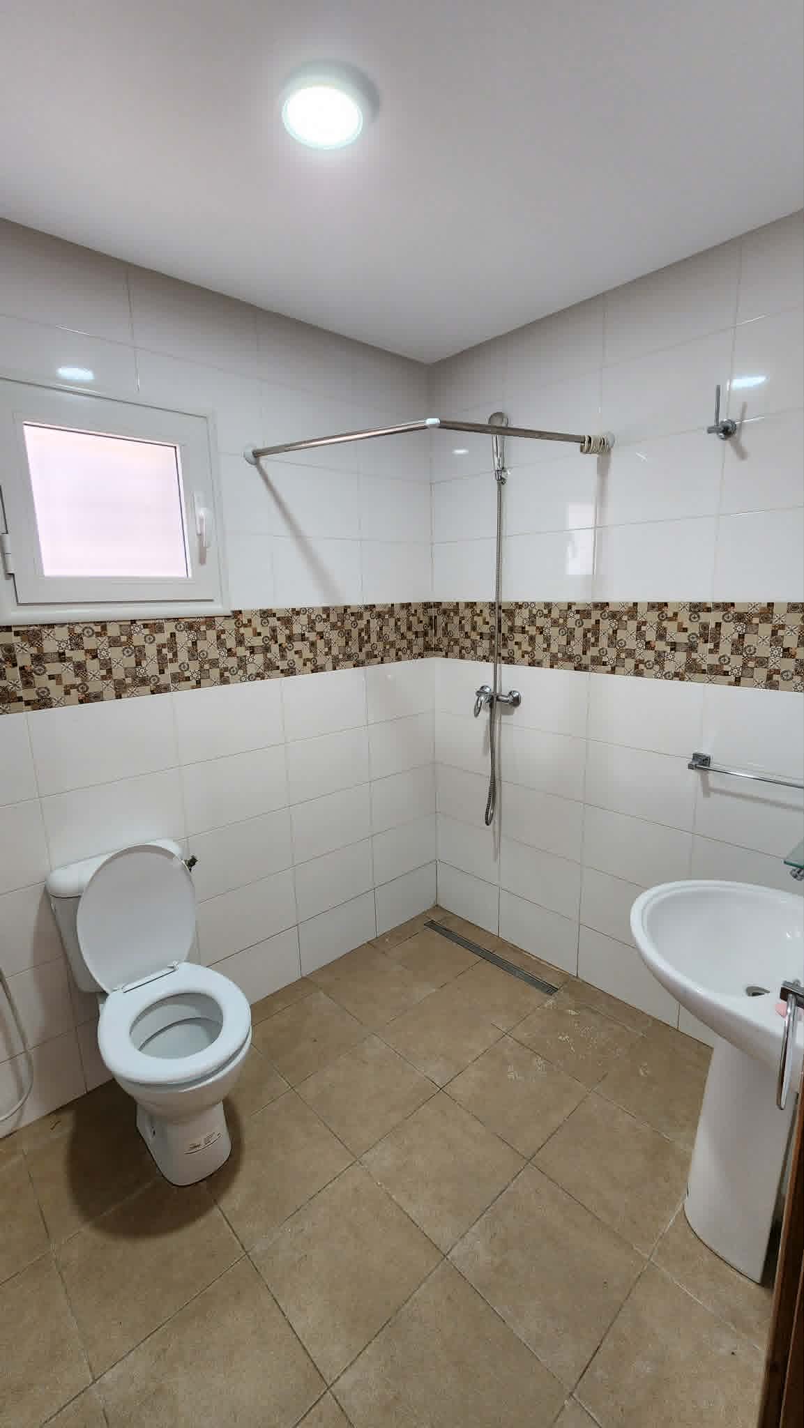 Raoued&nbsp;Jaafar 2&nbsp;Location&nbsp;Appart. 2 pi�ces&nbsp;S2 rdc terrasse derri�re coll�ge farabi jaafer