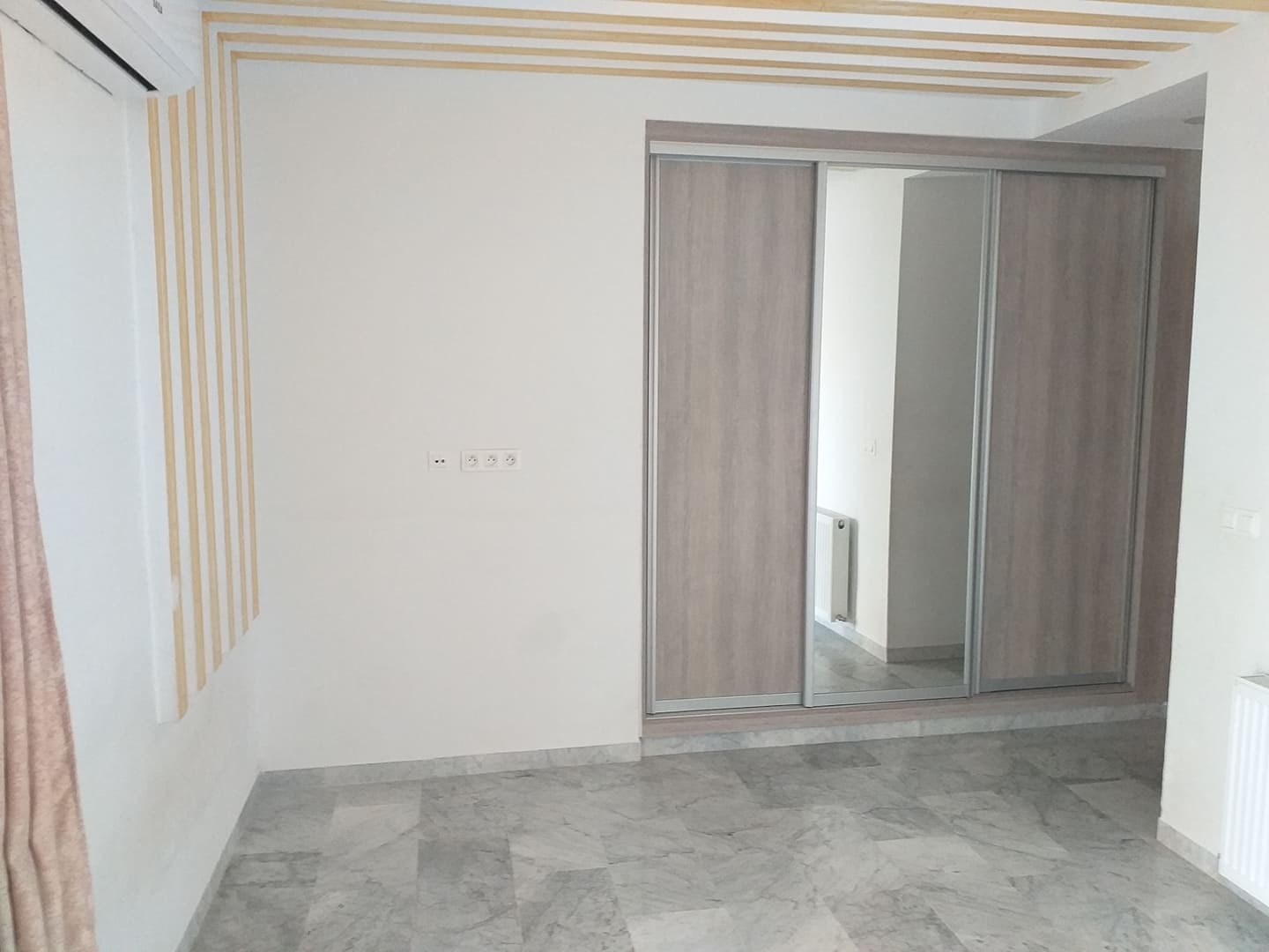 La Marsa&nbsp;El Aouina&nbsp;Location&nbsp;Appart. 3 pi�ces&nbsp;App s3 ain zaghouan pr�s showroom hyundai