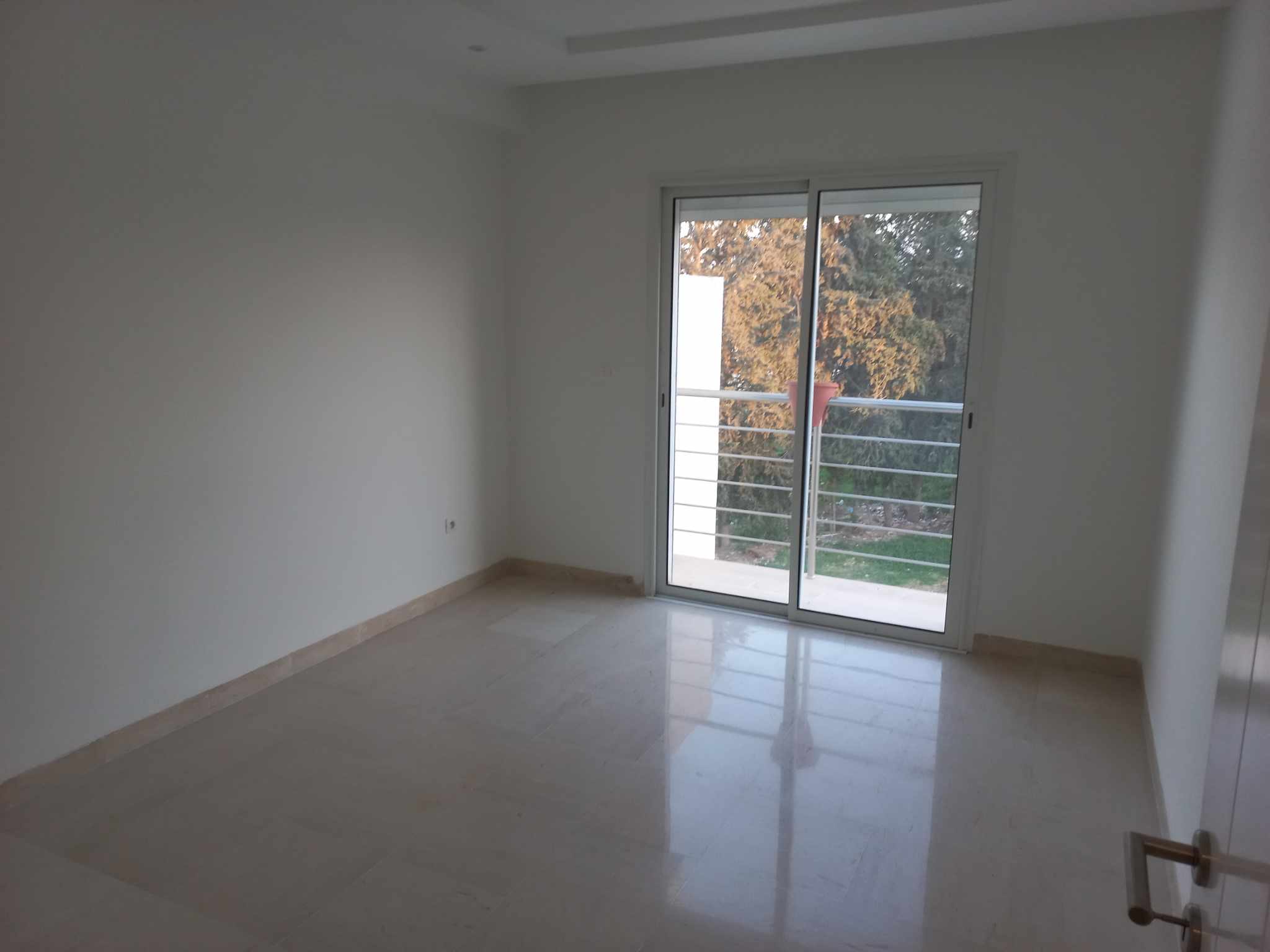 La Marsa&nbsp;El Aouina&nbsp;Location&nbsp;Appart. 3 pi�ces&nbsp;Appartement s3 la soukra pr�s lc wikiki