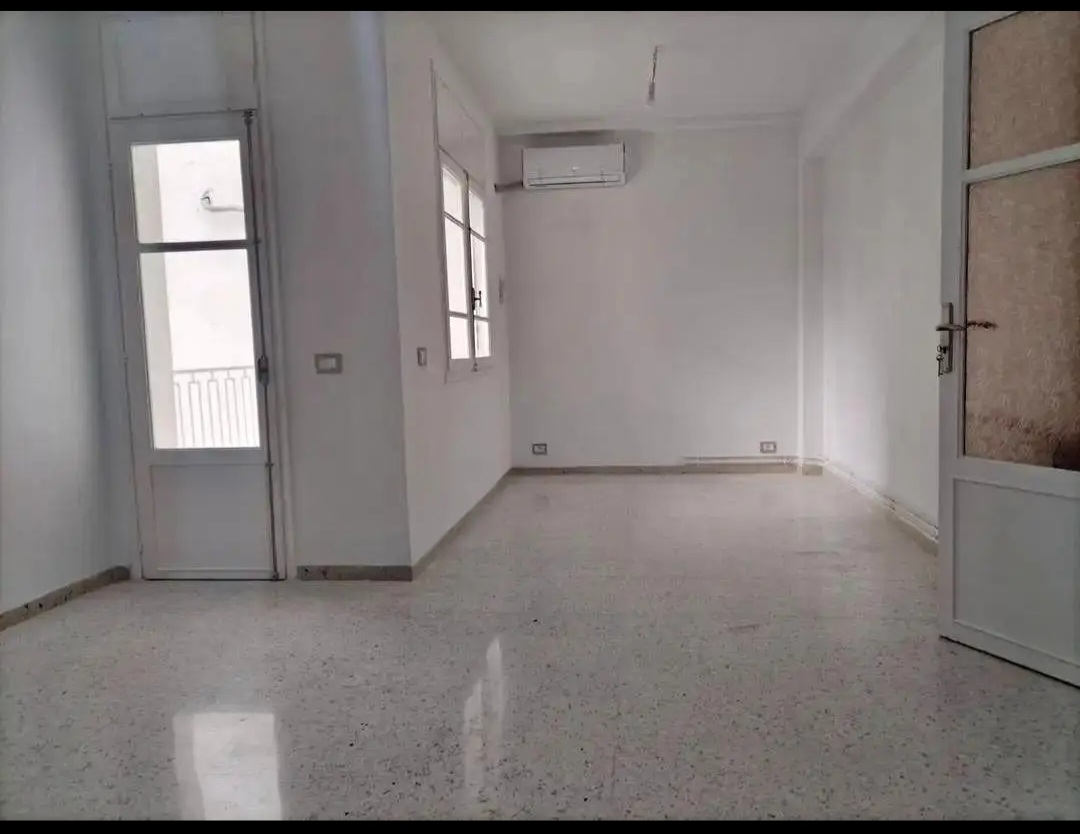 El Menzah&nbsp;El Manar 2&nbsp;Location&nbsp;Appart. 4 pi�ces&nbsp;S plus 3 vide ou semi meubl� a el manar 2 wb4504
