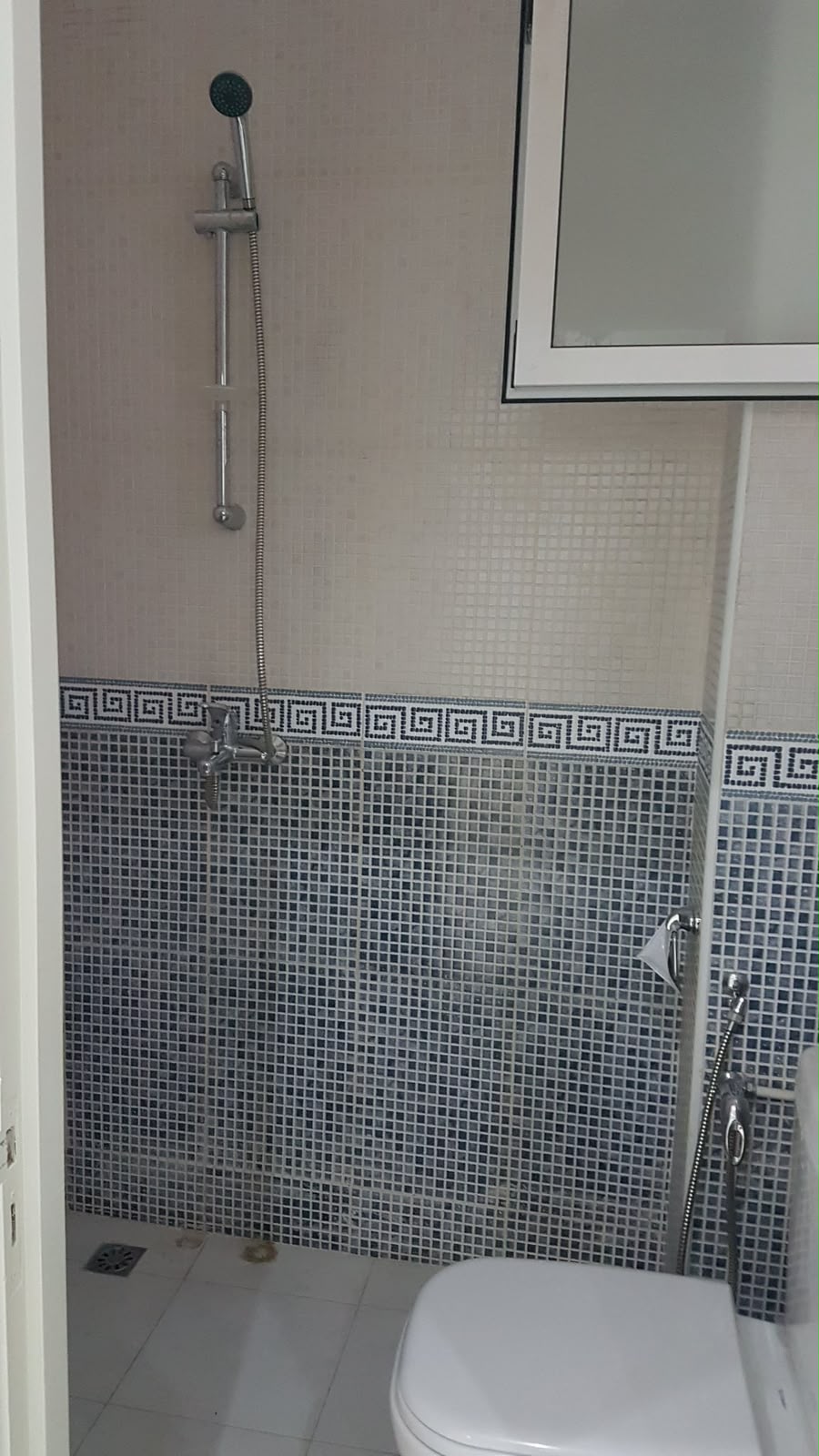 El Menzah&nbsp;El Menzah 1&nbsp;Location&nbsp;Appart. 4 pi�ces&nbsp;S plus 3 semi meubl� a el manzah 1 wb4511