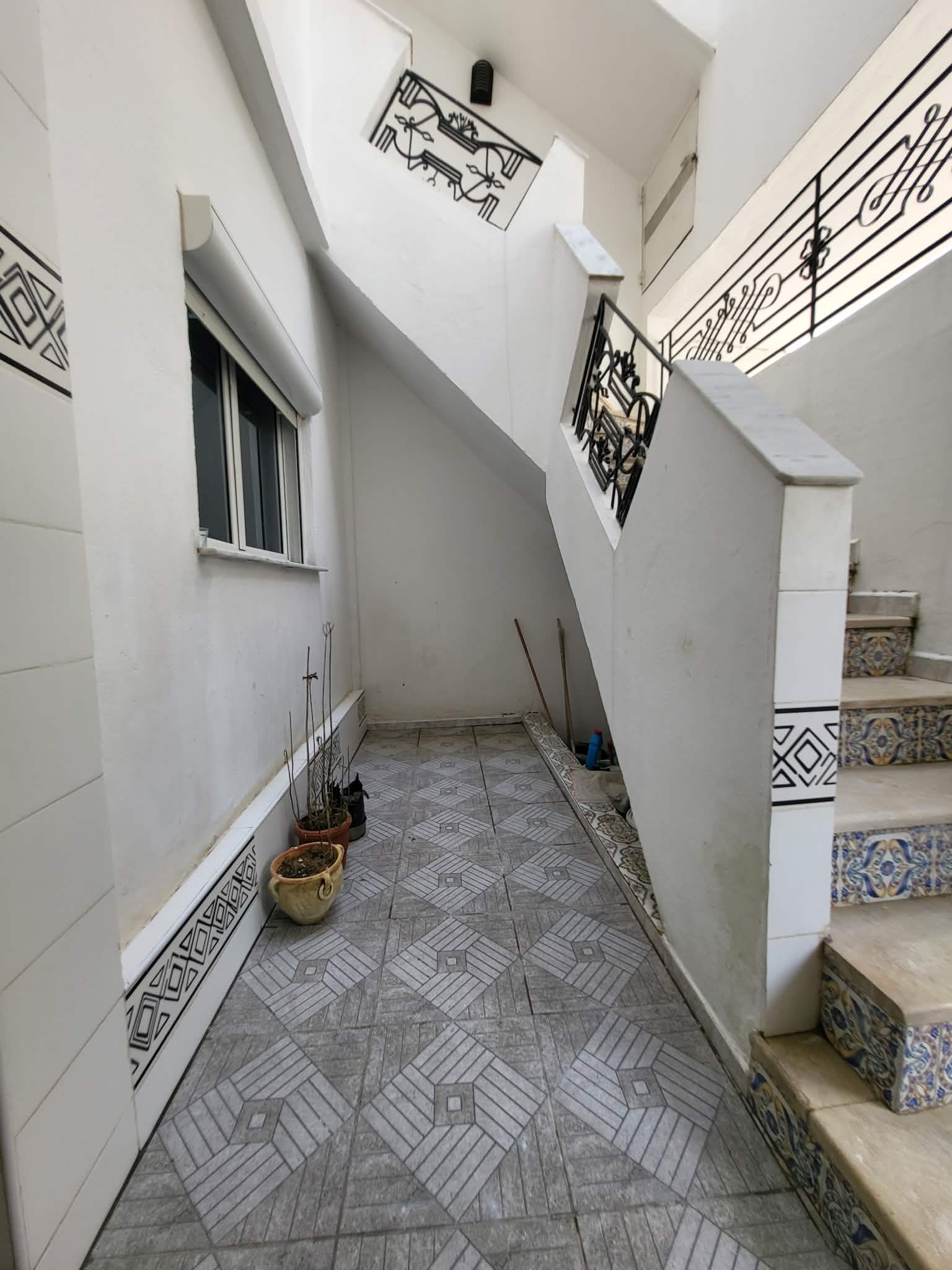 El Ouerdia&nbsp;El Ouerdia&nbsp;Vente&nbsp;Autre&nbsp;Beau triplex  mourouj 2
