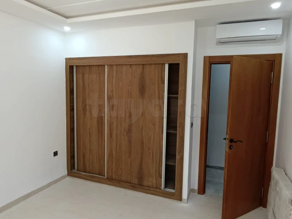 Sousse Jaouhara&nbsp;Cite Sahloul&nbsp;Location&nbsp;Appart. 3 pi�ces&nbsp;Bel nouveau appartement s2 non meubl� � sahloul4