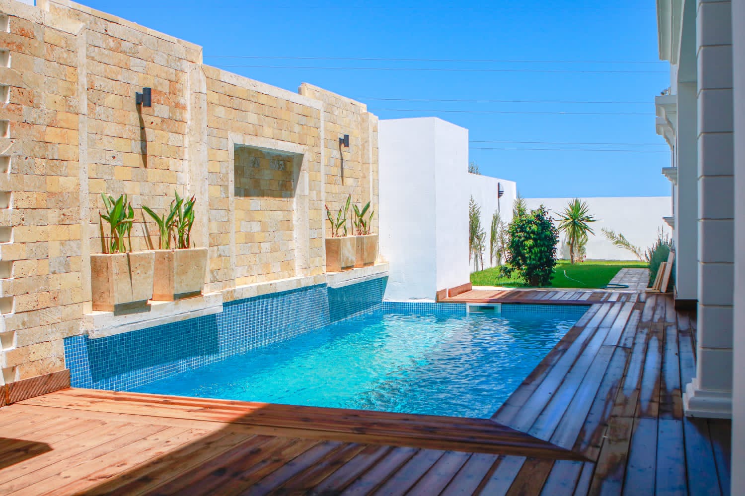 La Soukra&nbsp;Chotrana 3&nbsp;Location&nbsp;Maisons&nbsp;Villa appart 4 suites piscine