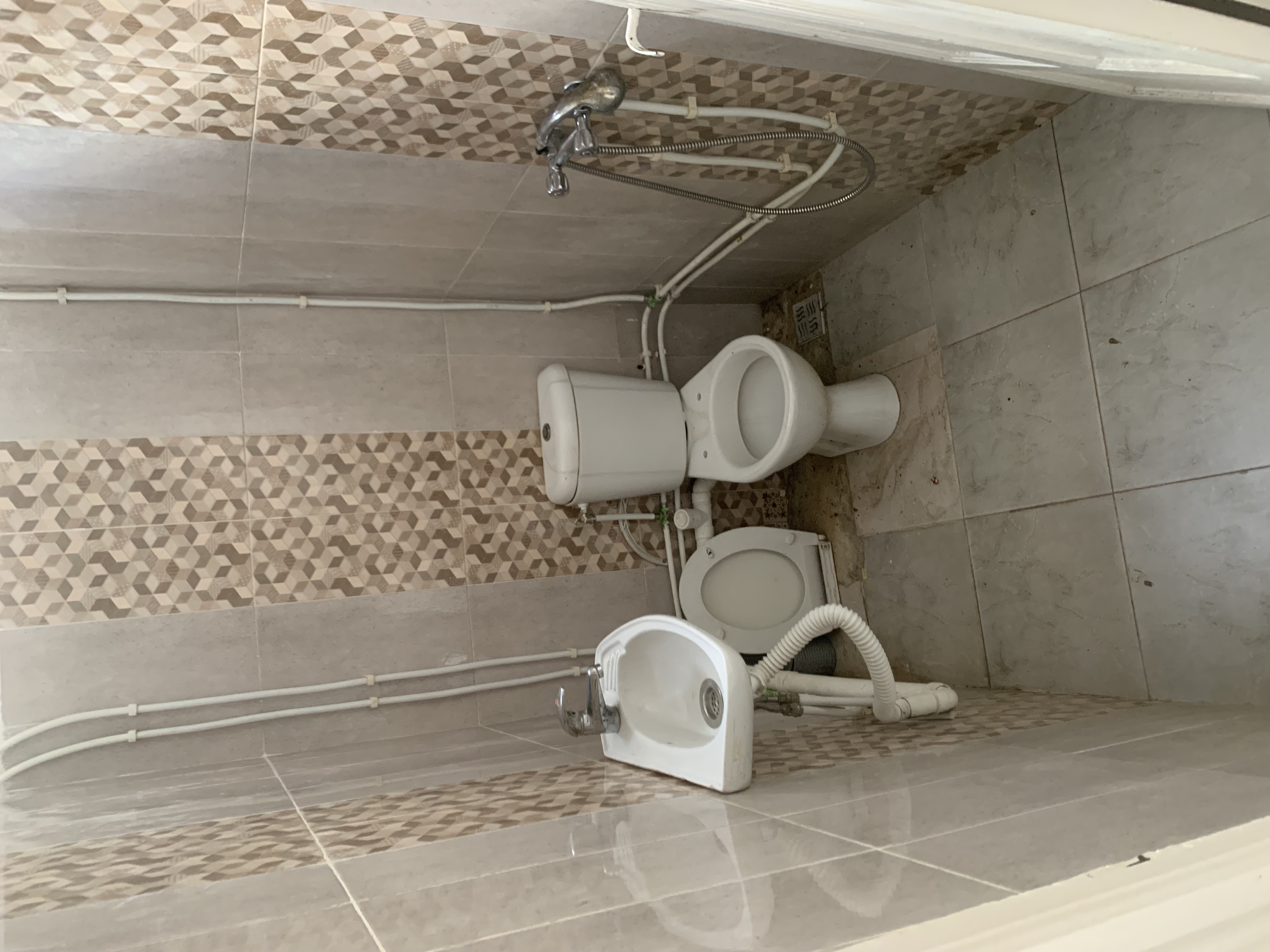 Bab Bhar&nbsp;Hedi Chaker&nbsp;Location&nbsp;Appart. 3 pi�ces&nbsp;Apparemment � lafayette