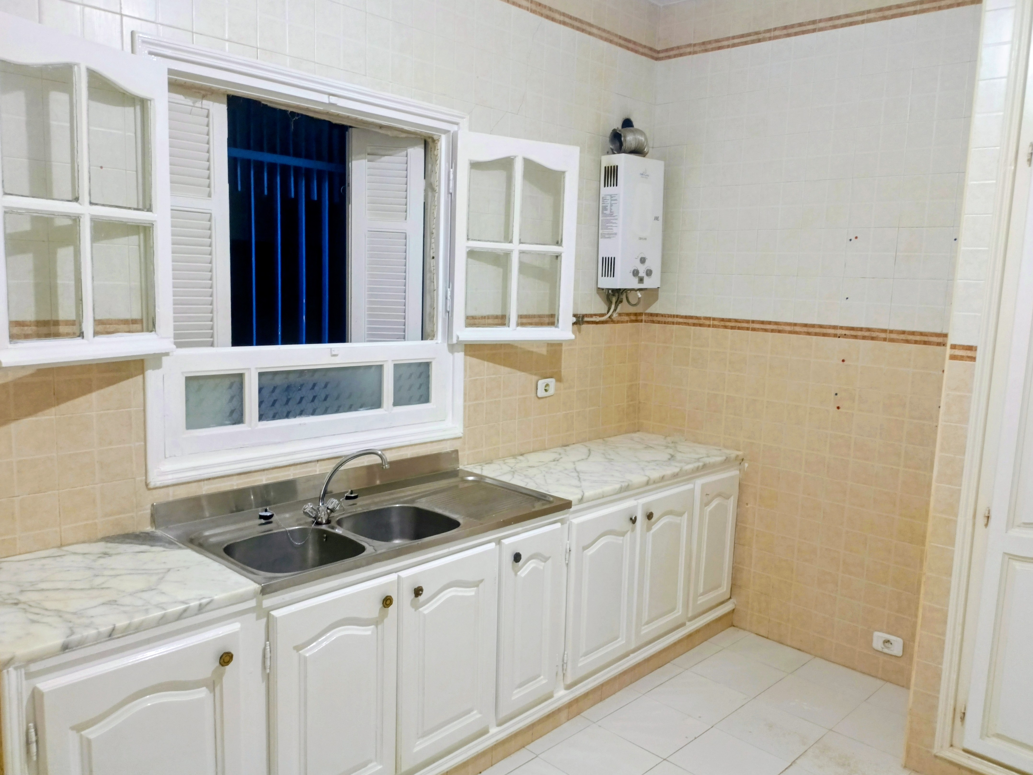Mnihla&nbsp;Mnihla&nbsp;Location&nbsp;Appart. 3 pi�ces&nbsp;Rch villa mnihla