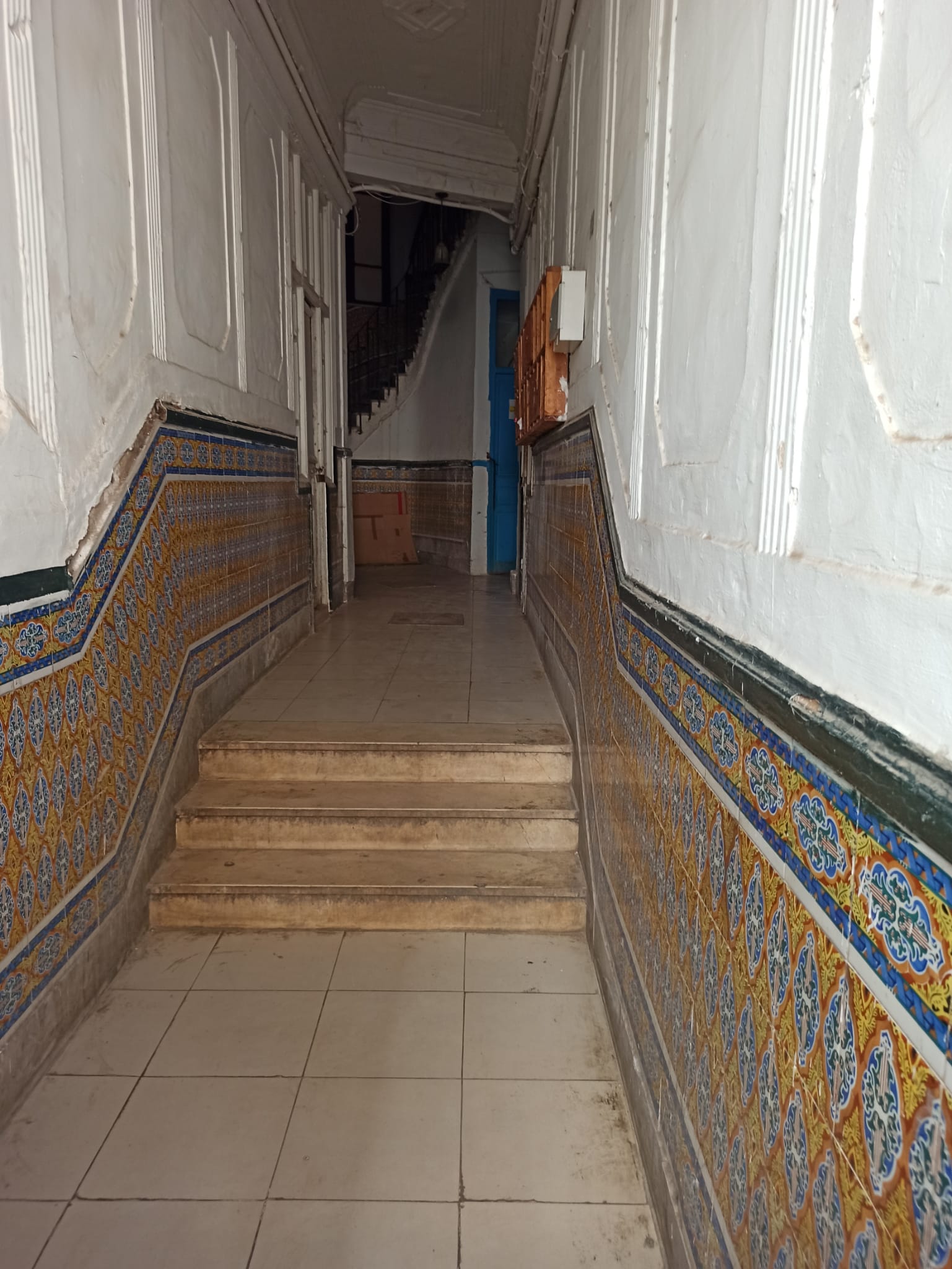El Menzah&nbsp;Tunis Belvedere&nbsp;Location&nbsp;Appart. 3 pi�ces&nbsp;Appartement � usage bureautique ou cabinet  010926