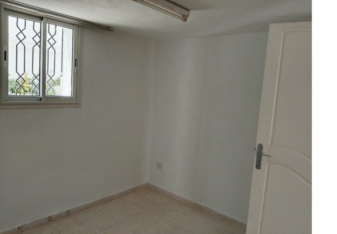 Ariana Ville&nbsp;Cite Ennasr 2&nbsp;Location&nbsp;Appart. 2 pi�ces&nbsp;L studio 2c rezjardin renedescartes collegeennasr2