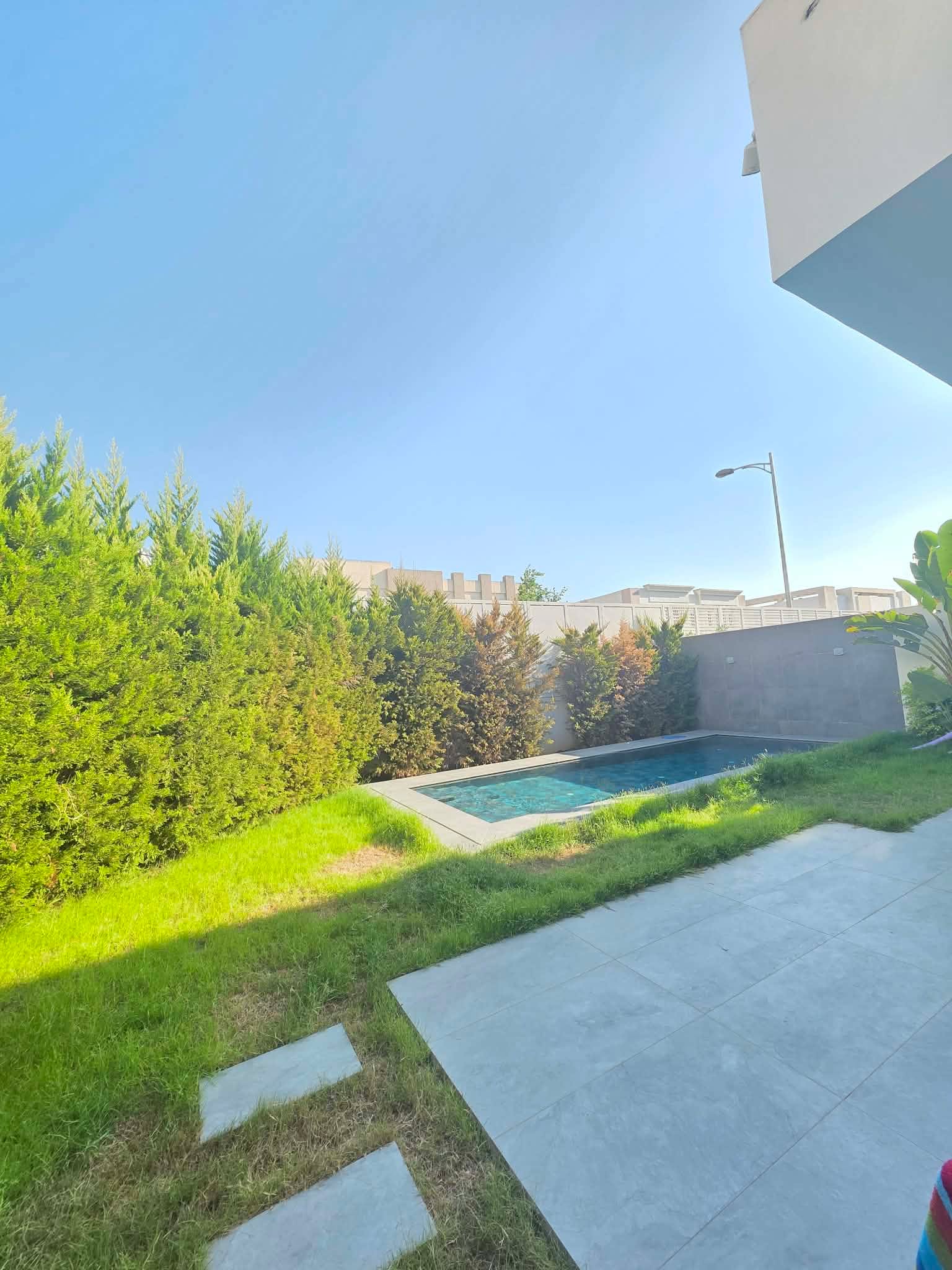 La Marsa&nbsp;Berge Du Lac&nbsp;Location&nbsp;Maisons&nbsp;Une villa s4 avec jardin et piscine au lac 2