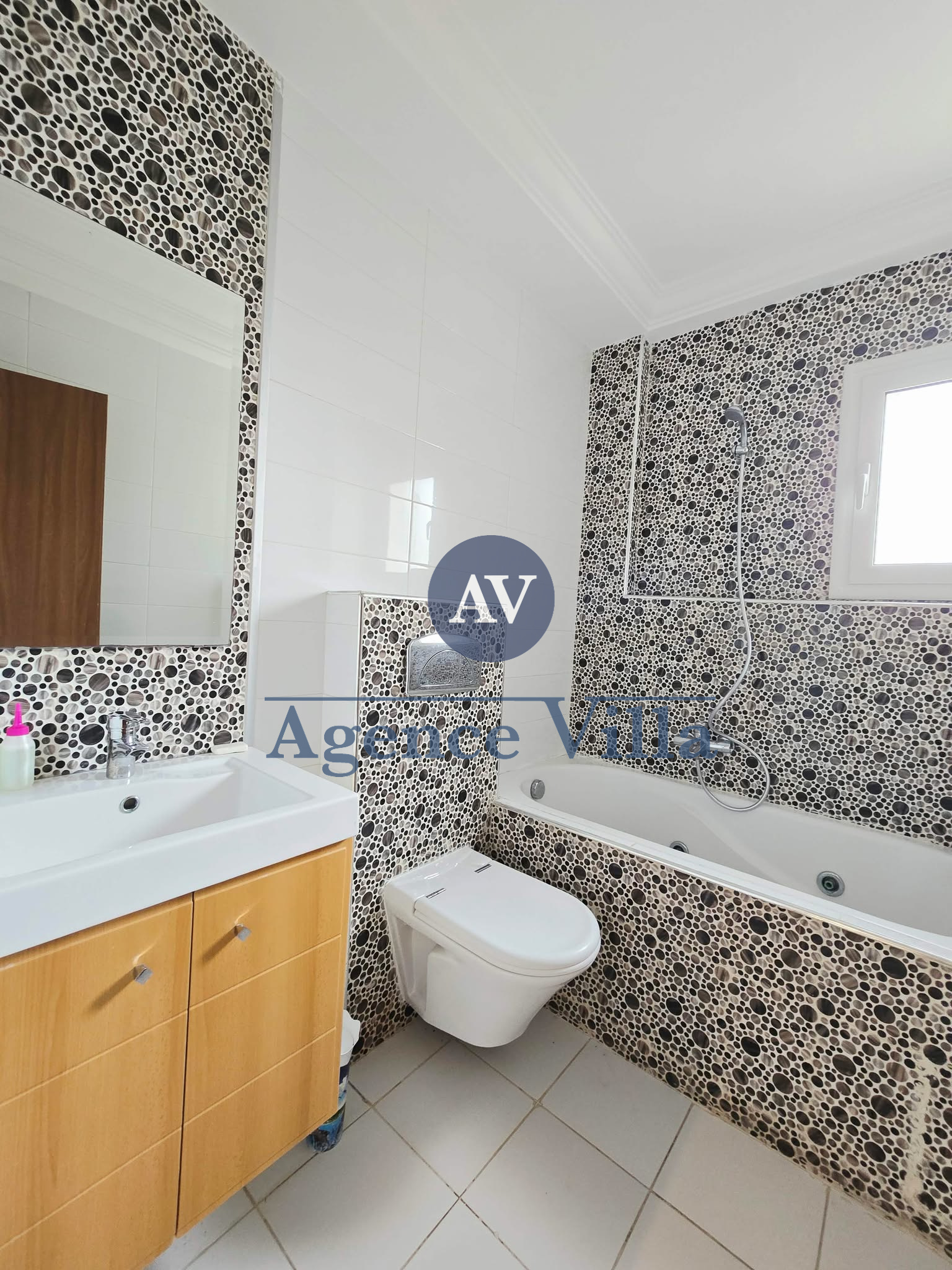 Ain Zaghouan&nbsp;Ain Zaghouan&nbsp;Location&nbsp;Appart. 4 pi�ces&nbsp;Appartement s3  � ain zaghouan nord