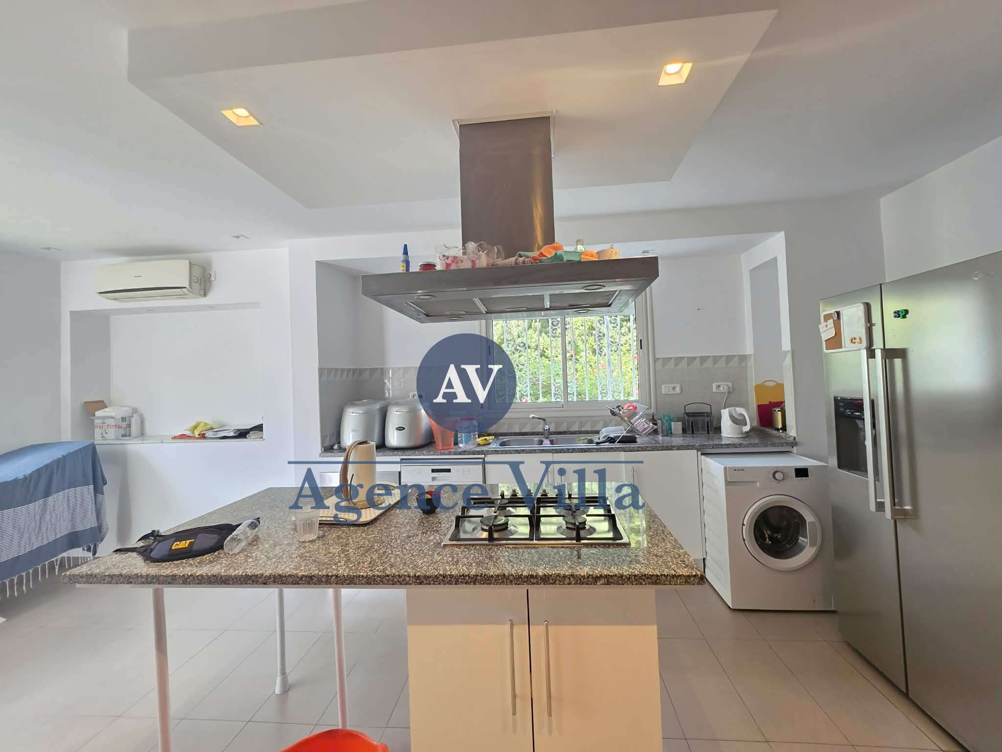 Carthage&nbsp;Salambo&nbsp;Location&nbsp;Maisons&nbsp;Villa s5 avec piscine � carthage salambo
