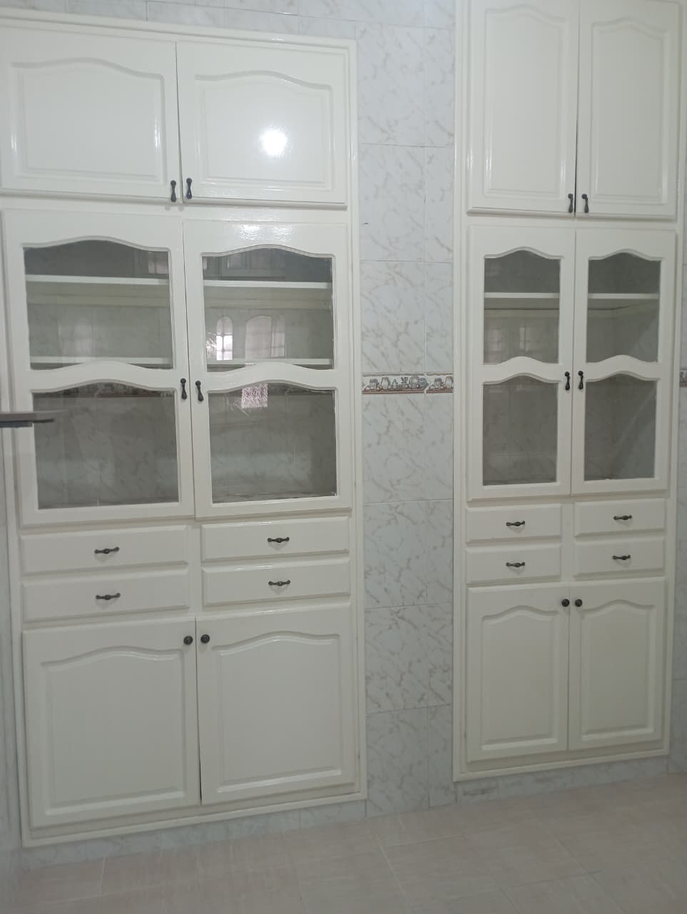 La Marsa&nbsp;El Aouina&nbsp;Location&nbsp;Appart. 3 pi�ces&nbsp;1er �tage s plus 3 face lac2