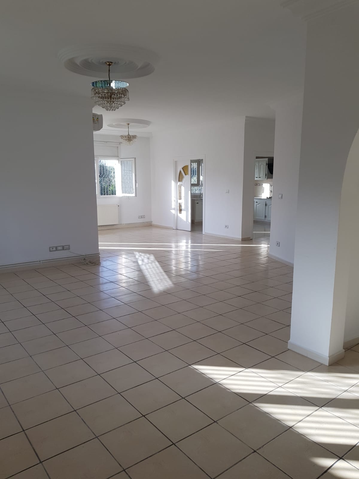 La Marsa&nbsp;Sidi Daoud&nbsp;Location&nbsp;Maisons&nbsp;Etage de villa haut standing sidi daoud la marsa