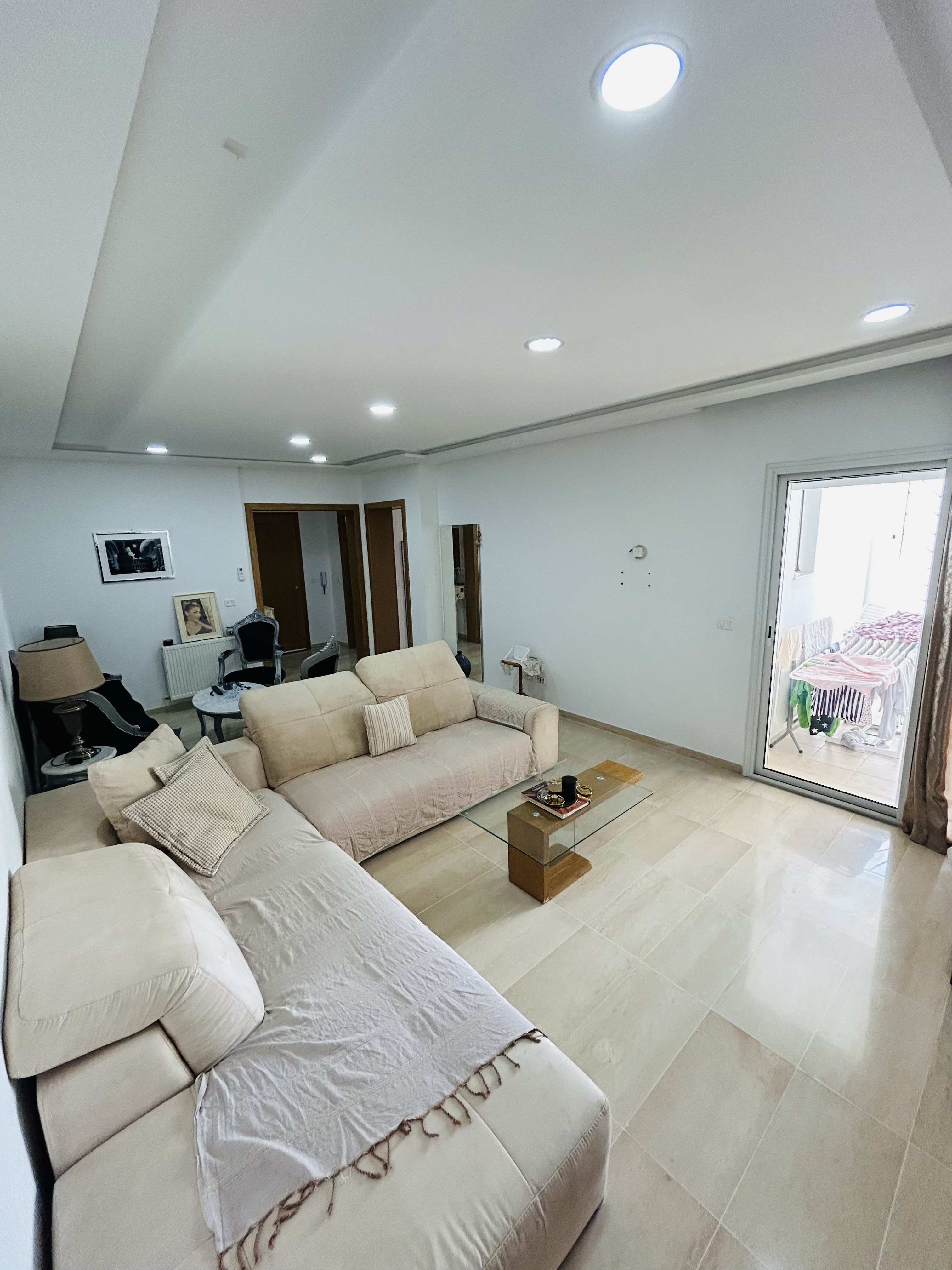 La Soukra&nbsp;La Soukra&nbsp;Location&nbsp;Appart. 3 pi�ces&nbsp;S 2 haut standing cote clinique sokra