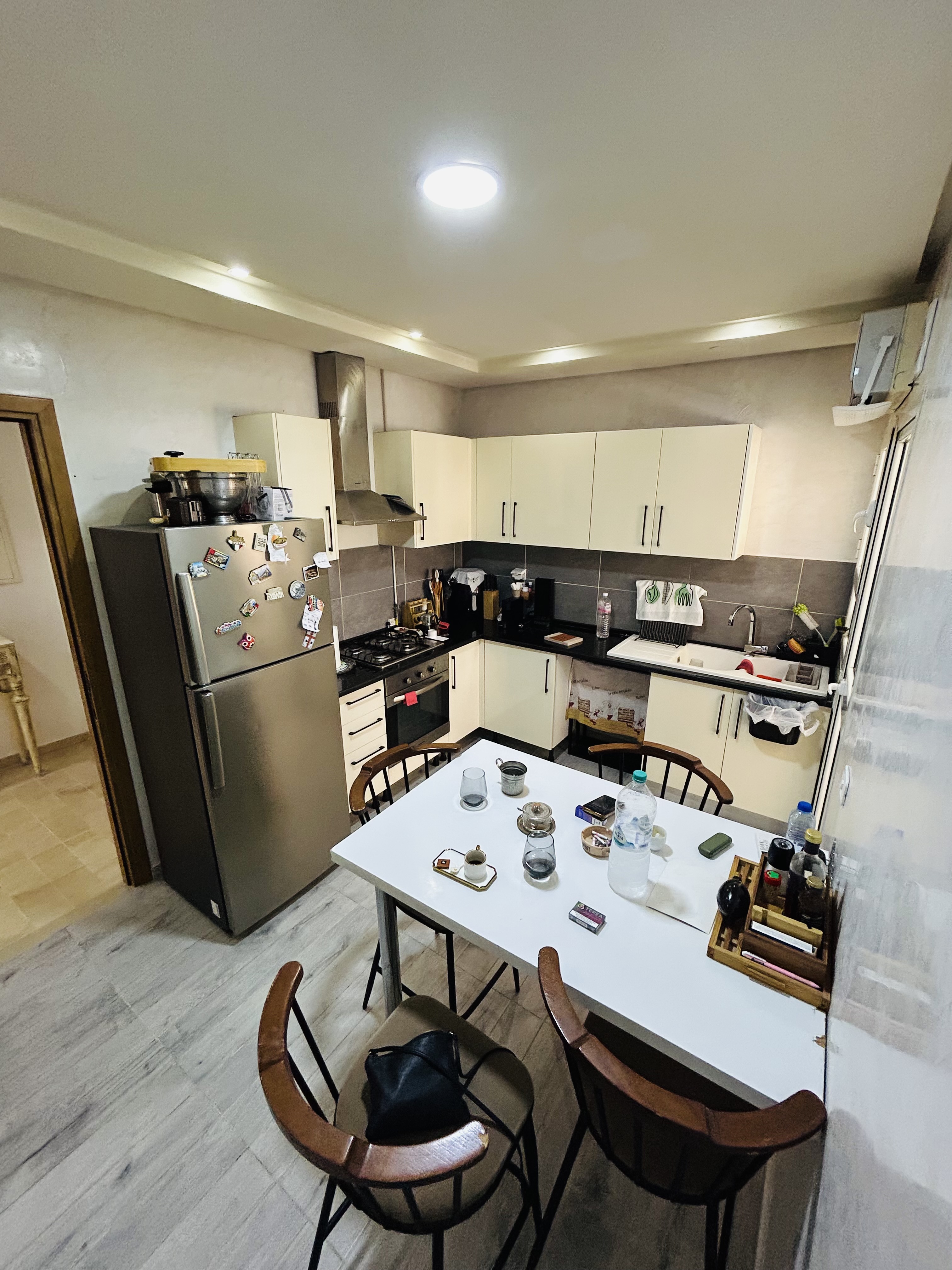 La Soukra&nbsp;La Soukra&nbsp;Location&nbsp;Appart. 3 pi�ces&nbsp;S 2 haut standing cote clinique sokra