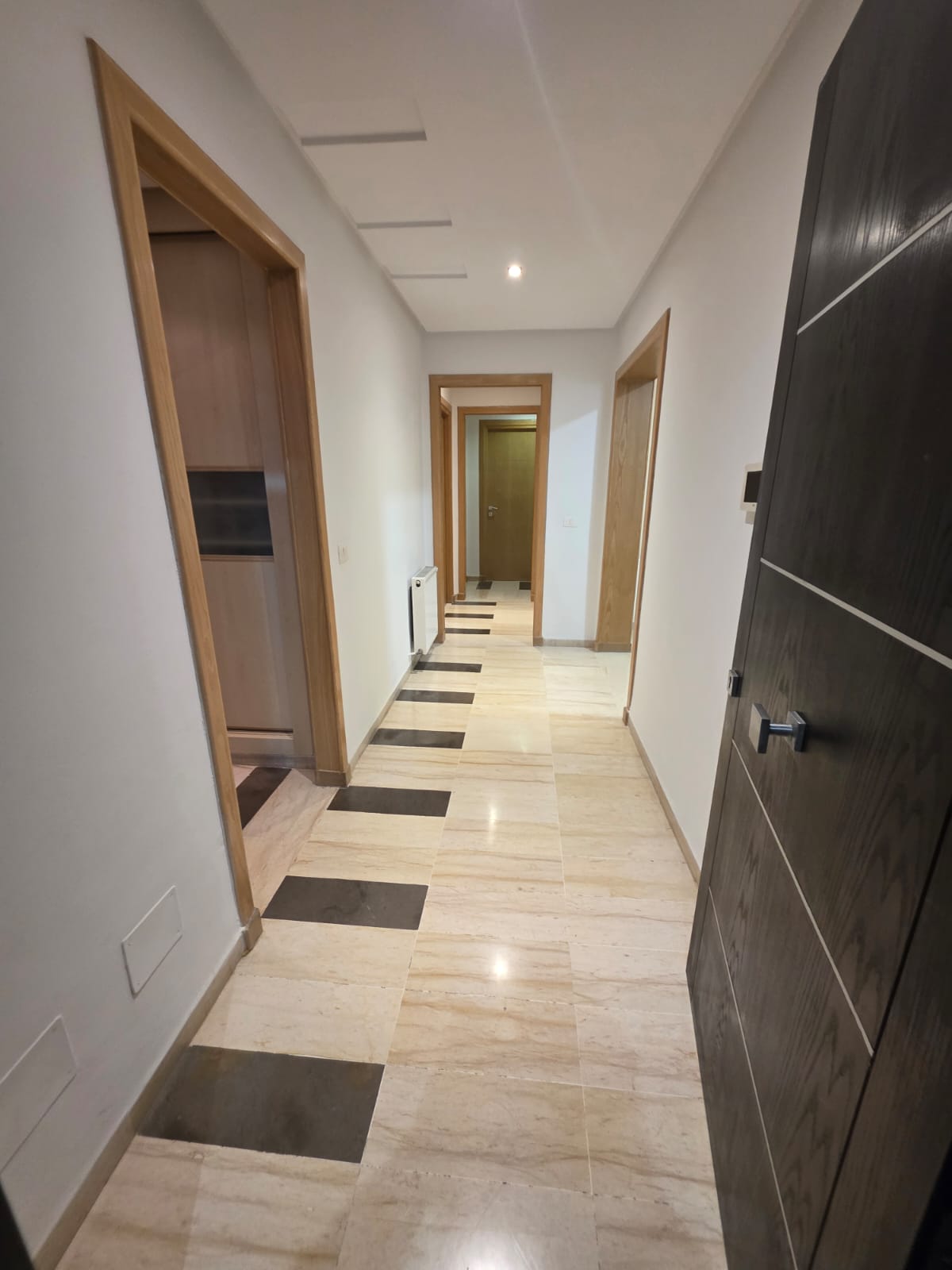 Sfax Ville&nbsp;Sfax&nbsp;Vente&nbsp;Appart. 3 pi�ces&nbsp;Appartement  haut standing route teniour