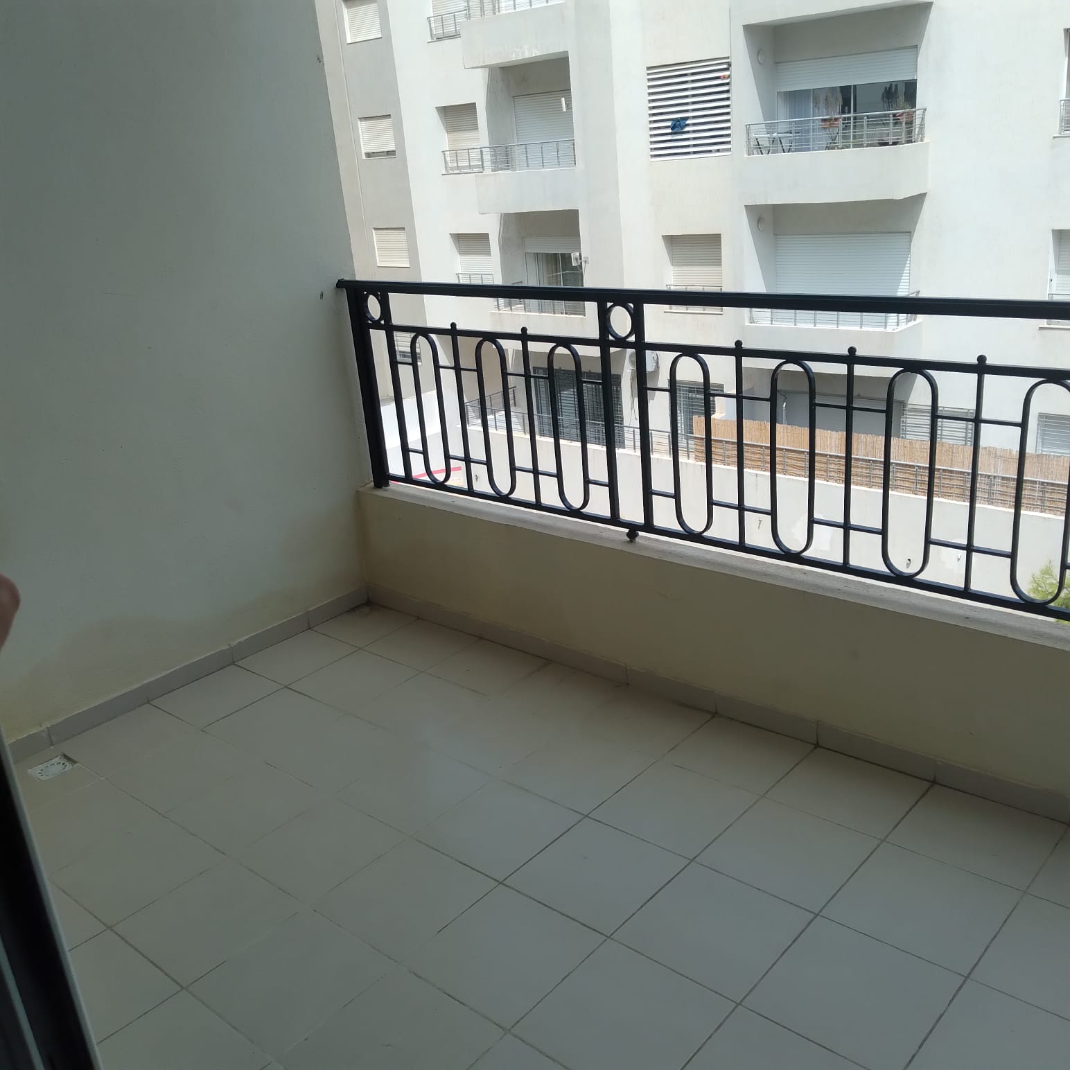 Ain Zaghouan&nbsp;Jardins de Carthage&nbsp;Location&nbsp;Appart. 4 pi�ces&nbsp;Spacieux s3 au jdc proche de eit