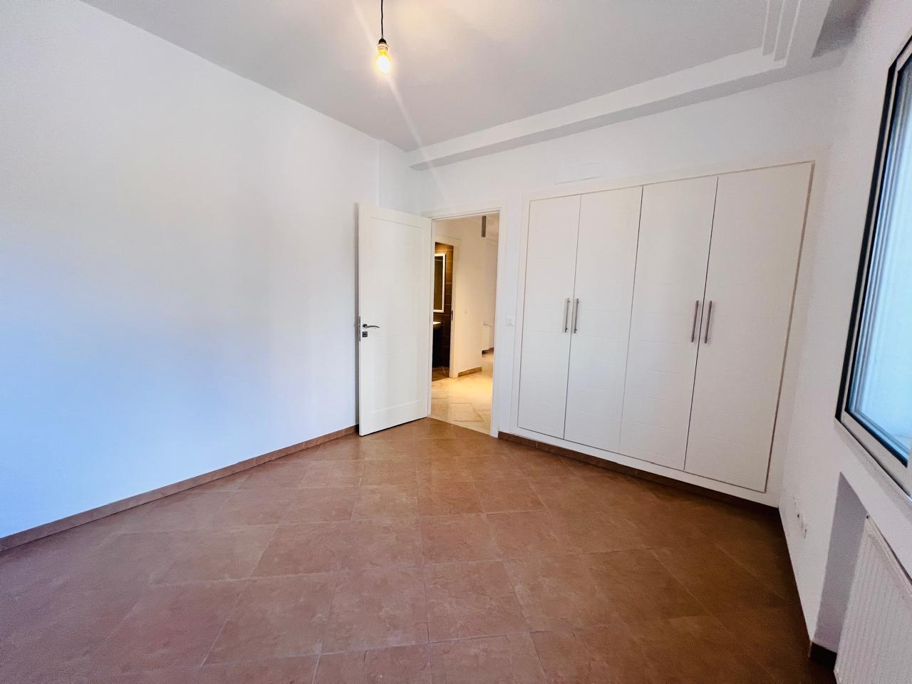 Ain Zaghouan&nbsp;Jardins de Carthage&nbsp;Location&nbsp;Appart. 3 pi�ces&nbsp;S2 ar rdc proche de la mosqu�e aux jdc
