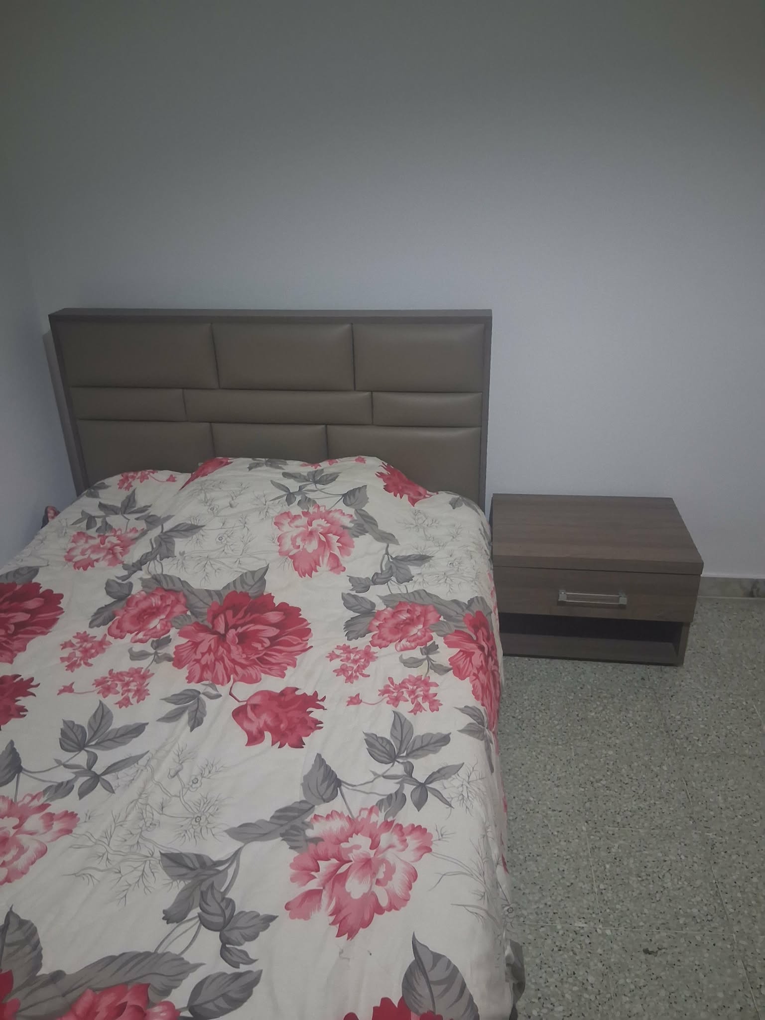 Ariana Ville&nbsp;El Menzah 5&nbsp;Chambres � coucher&nbsp;Chambres � coucher&nbsp;Une belle chambre a coucher