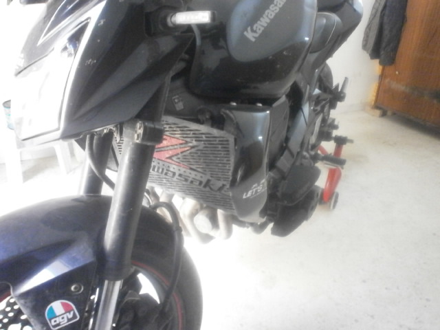 La Marsa&nbsp;Gammart&nbsp;Kawasaki&nbsp;Kawasaki&nbsp;Moto kawasaki z 750 model 2010