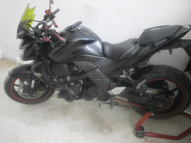 La Marsa&nbsp;Gammart&nbsp;Kawasaki&nbsp;Kawasaki&nbsp;Moto kawasaki z 750 model 2010