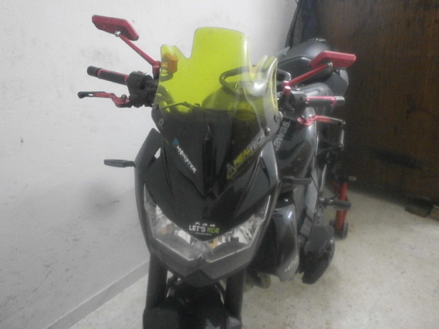 La Marsa&nbsp;Gammart&nbsp;Kawasaki&nbsp;Kawasaki&nbsp;Moto kawasaki z 750 model 2010