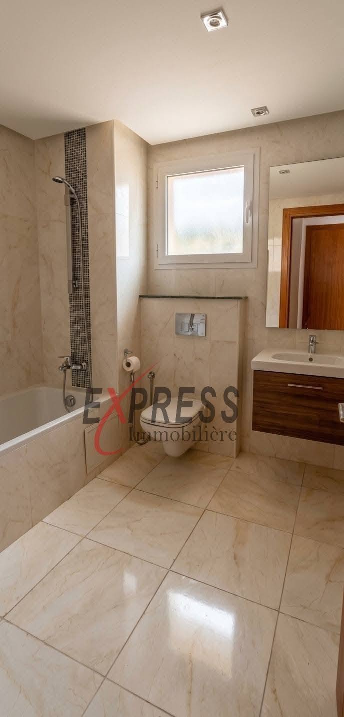 Ariana Ville&nbsp;Cite Ennasr 1&nbsp;Location&nbsp;Appart. 4 pi�ces&nbsp;Appartement s3 haut standing