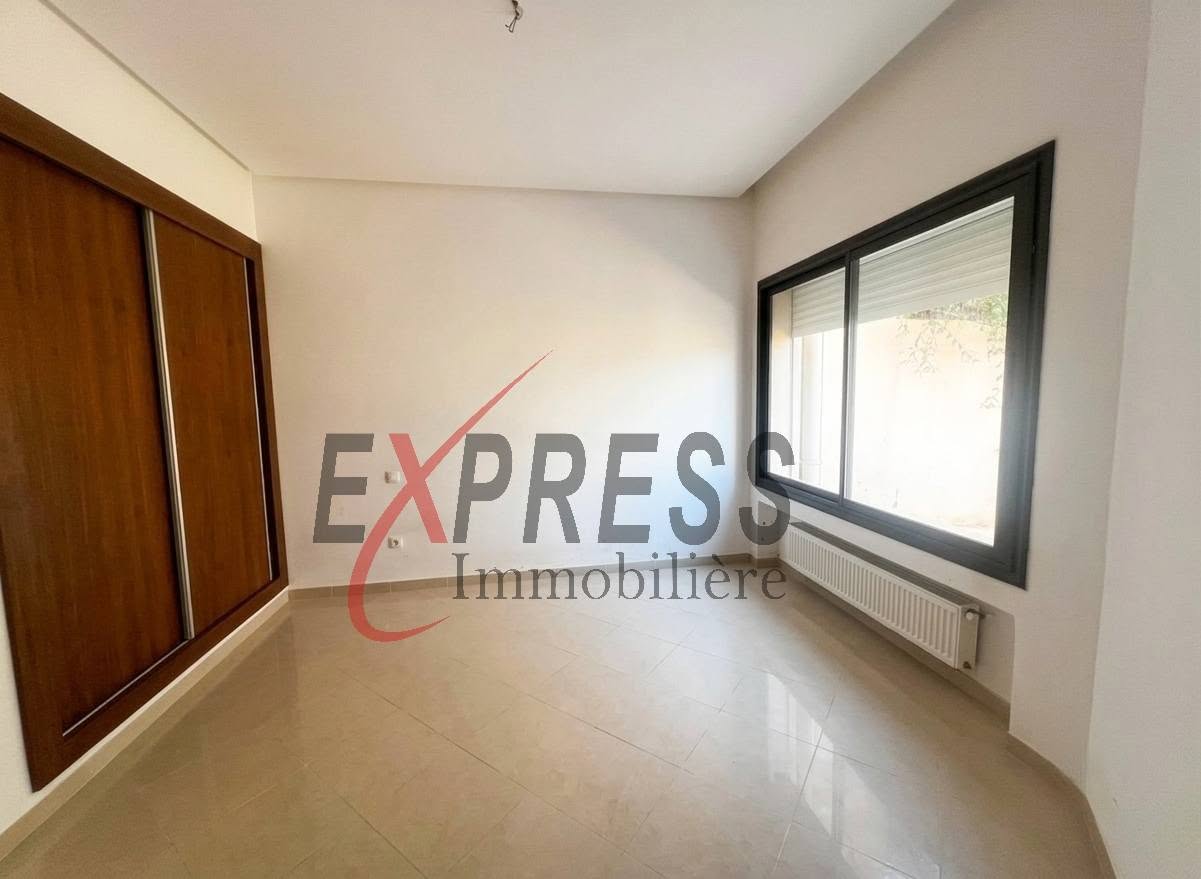 Ariana Ville&nbsp;Cite Ennasr 2&nbsp;Location&nbsp;Appart. 3 pi�ces&nbsp;Un appart s2 rdc haut standing avec jardin