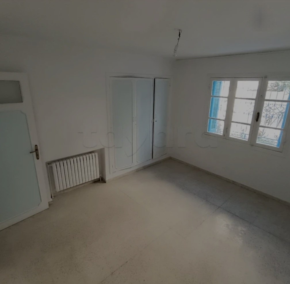 Ariana Ville&nbsp;El Menzah 7&nbsp;Location&nbsp;Appart. 4 pi�ces&nbsp;Rez de jardin de villa ind�pendant a menzah 7