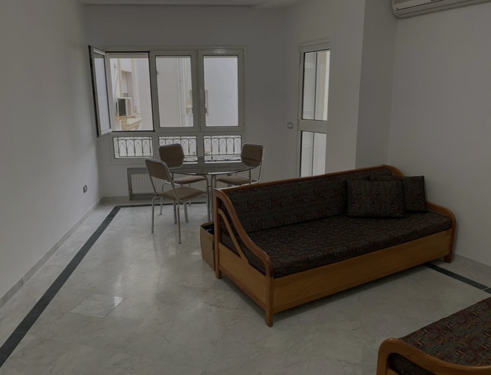 Cite El Khadra&nbsp;Zone urbaine nord&nbsp;Location&nbsp;Appart. 3 pi�ces&nbsp;Appartement s plus 2 au centre urbain nord