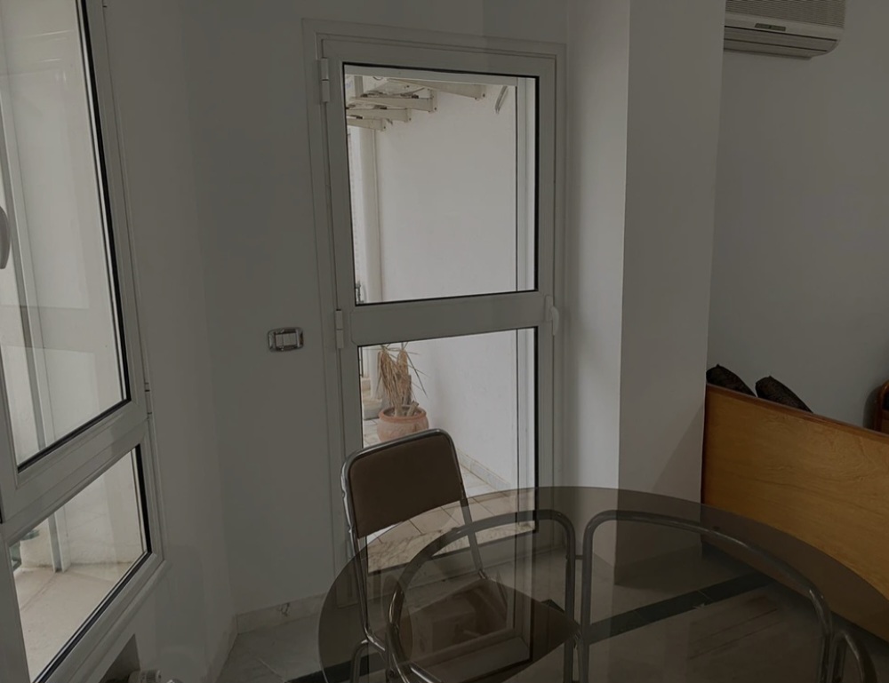 Cite El Khadra&nbsp;Zone urbaine nord&nbsp;Location&nbsp;Appart. 3 pi�ces&nbsp;Appartement s plus 2 au centre urbain nord