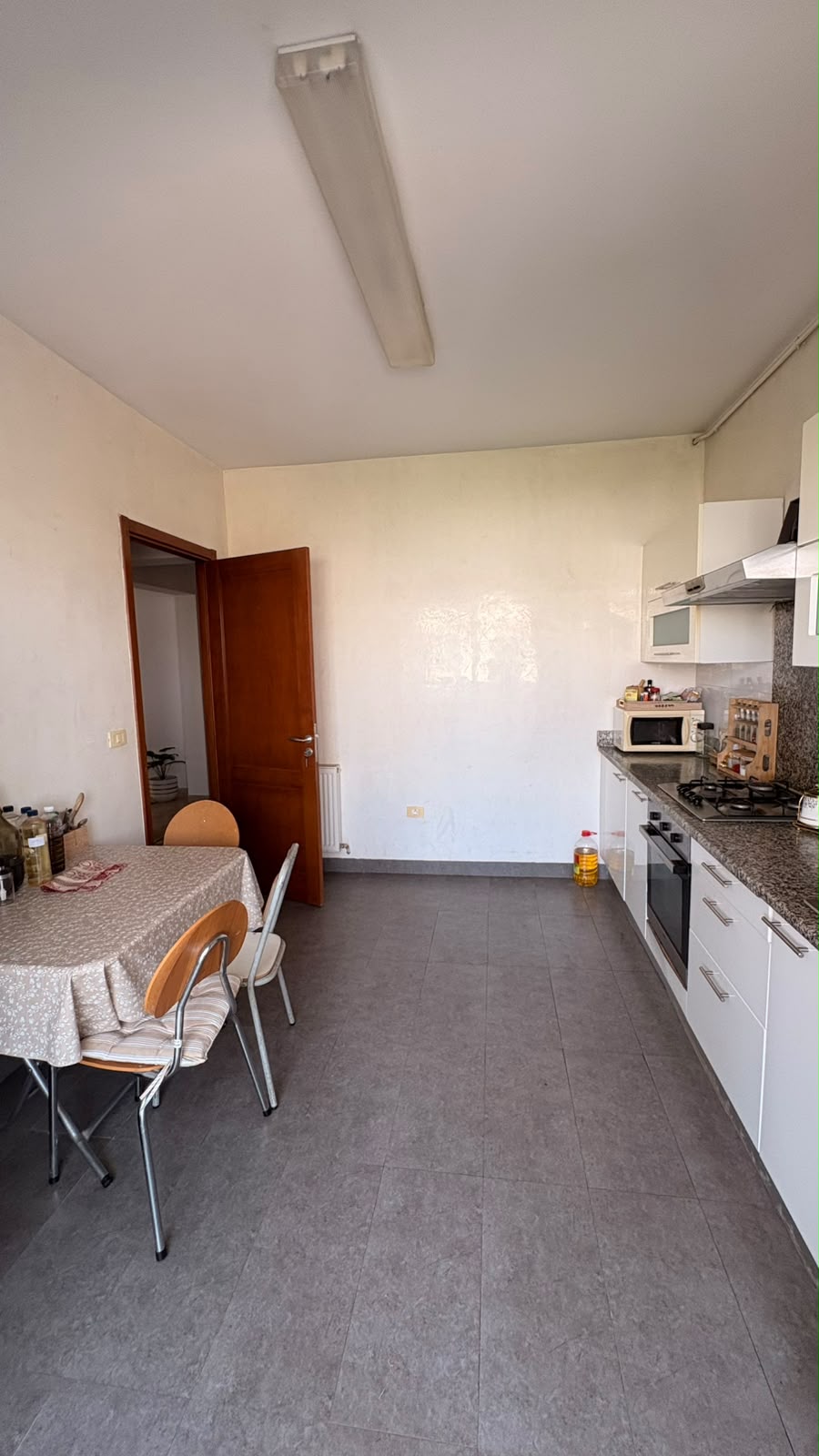 Mnihla&nbsp;Jardins d'el Menzah&nbsp;Location&nbsp;Appart. 3 pi�ces&nbsp;Appartement s plus hs meubl� � jardin d'el menzah2