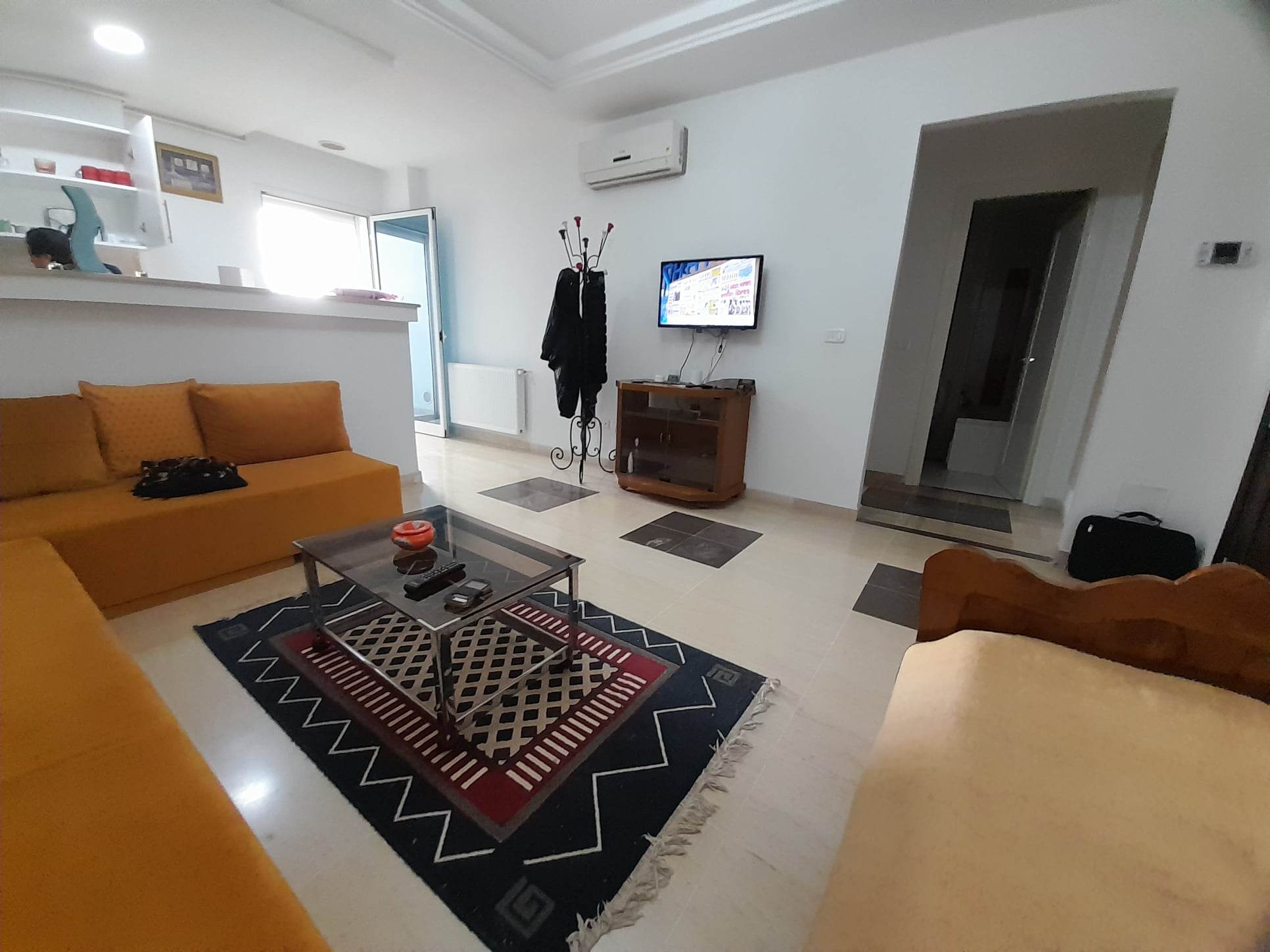 Raoued&nbsp;Cite Ennkhilet&nbsp;Location&nbsp;Appart. 2 pi�ces&nbsp;Un joli appart s plus 1 plus demi neuf meubl�s