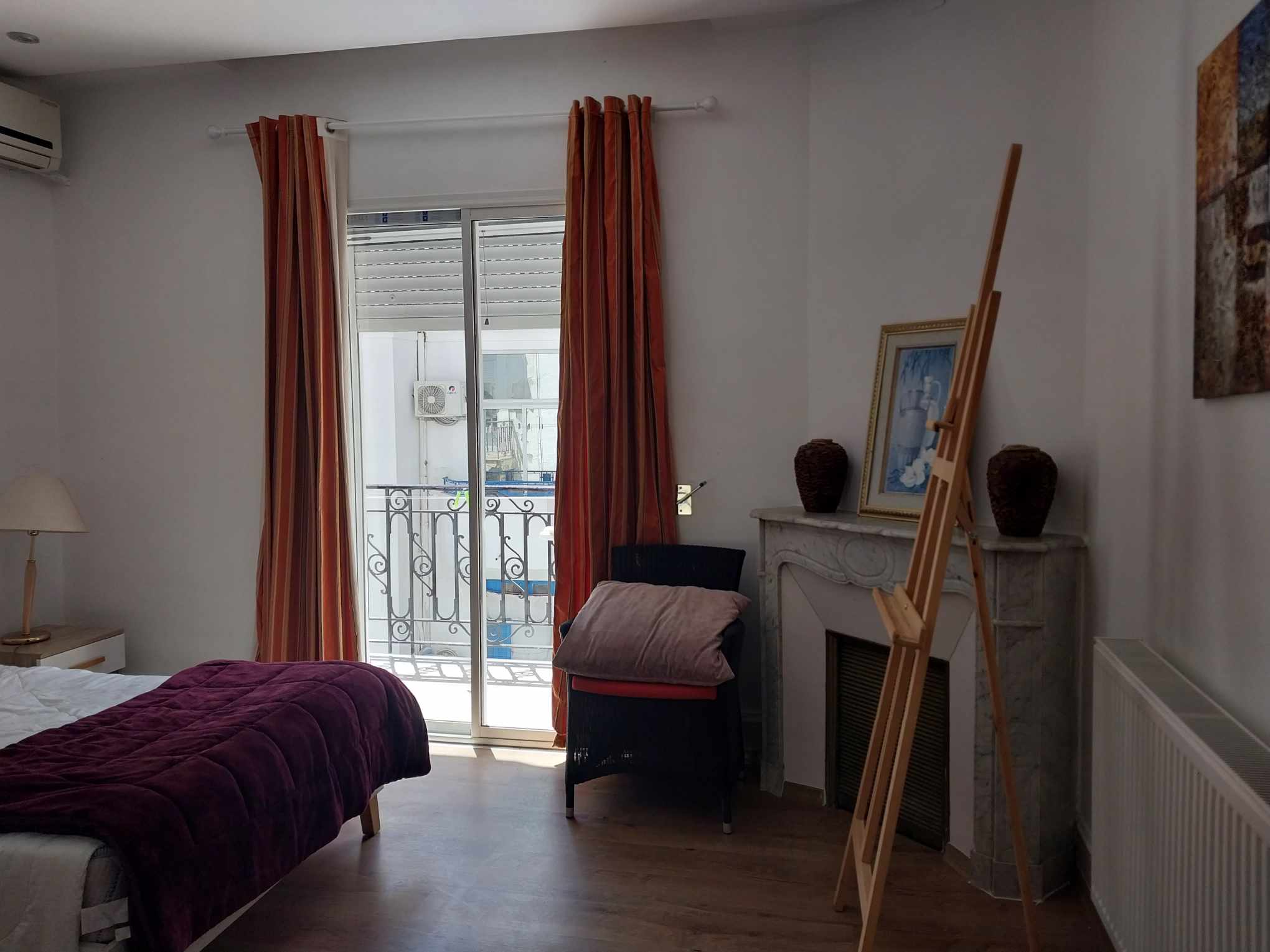 Bab Bhar&nbsp;Bab Bhar&nbsp;Vente&nbsp;Appart. 4 pi�ces&nbsp;Appartement meubl� � l'avenue habib thameur tunis