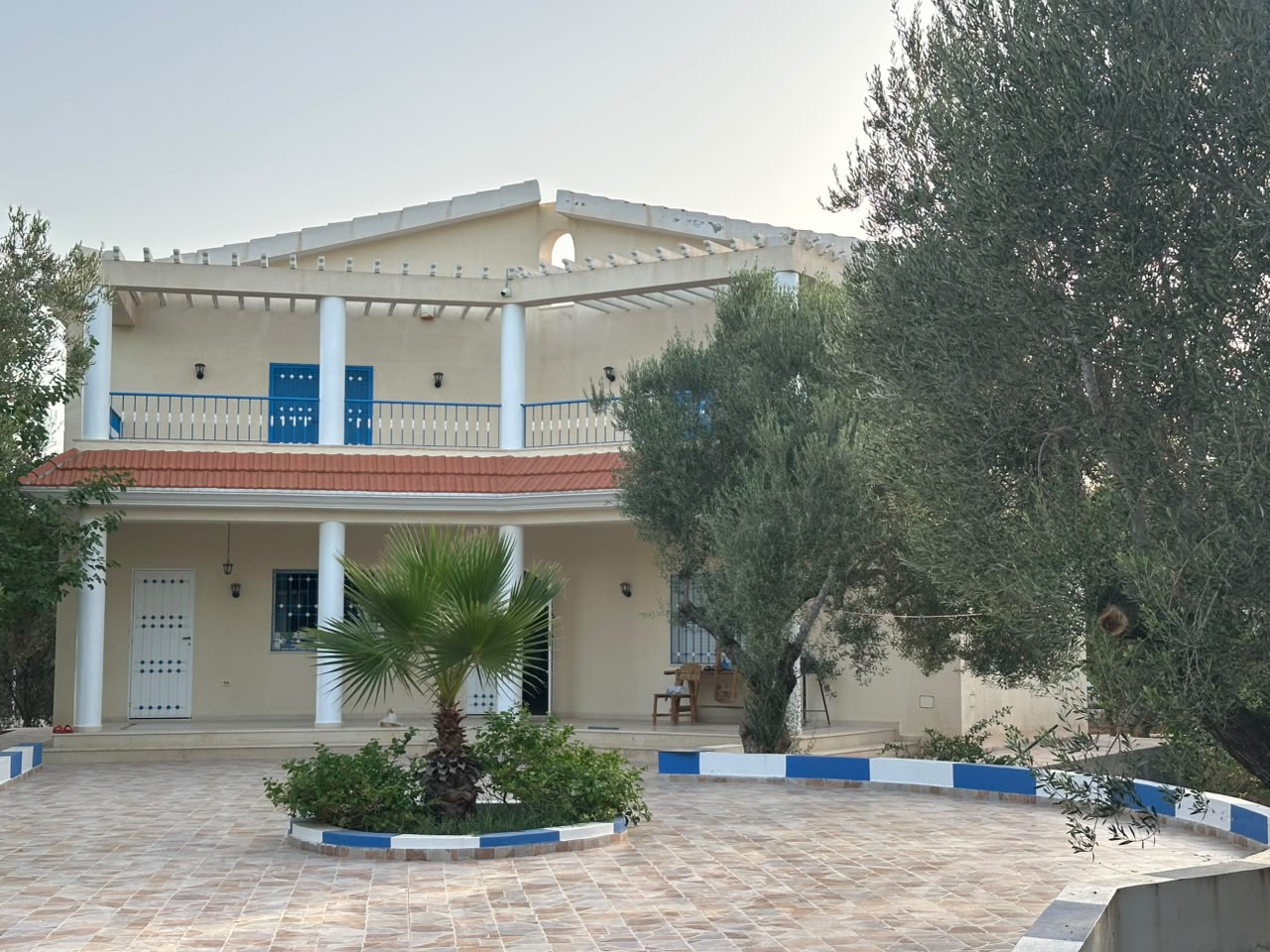 Akouda&nbsp;Chatt Meriem&nbsp;Vente&nbsp;Maisons&nbsp;Magnifique et superbe villa
