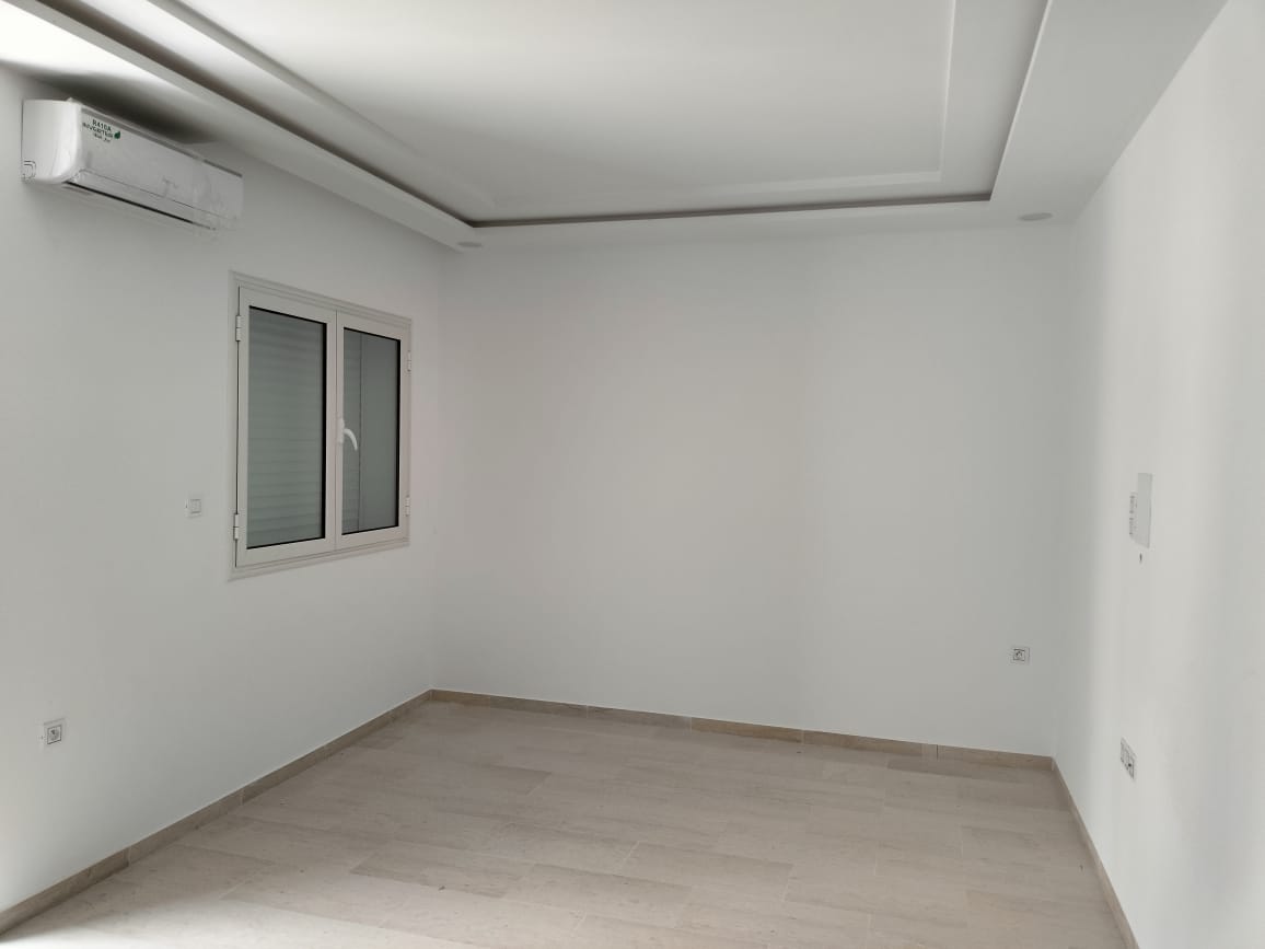 Akouda&nbsp;Chatt Meriem&nbsp;Location&nbsp;Appart. 3 pi�ces&nbsp;Appartement s plus 2 proche  de la mer