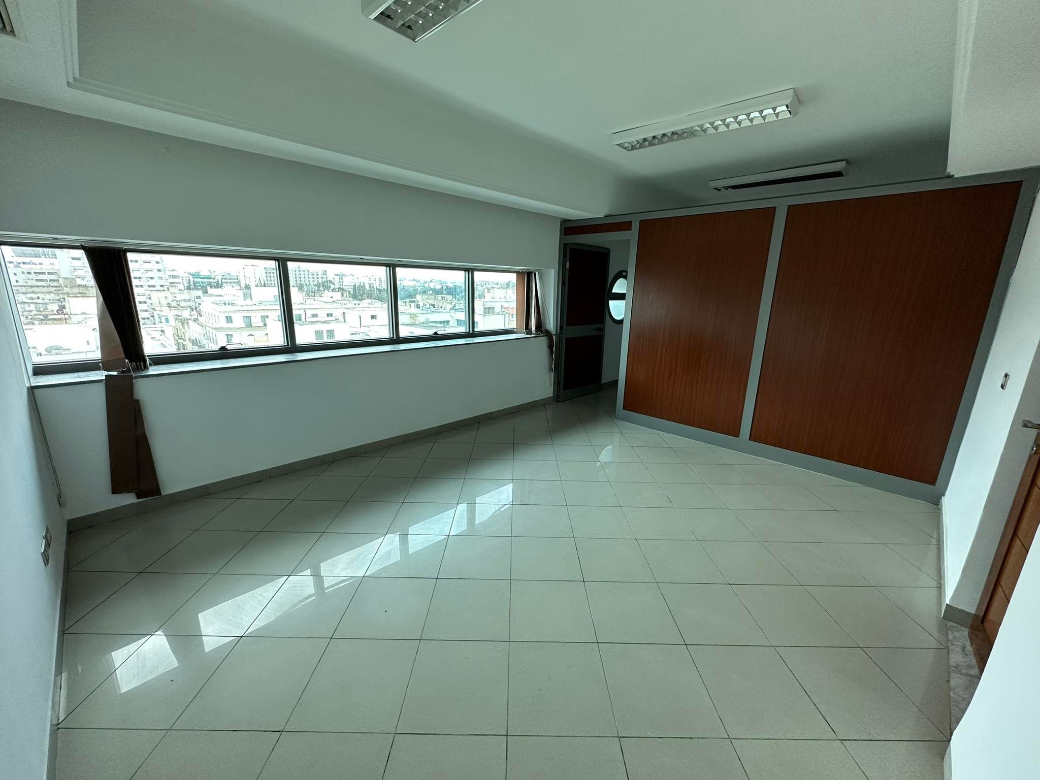 El Menzah&nbsp;Tunis Belvedere&nbsp;Bureaux & Commerces&nbsp;Bureau&nbsp;Bureau a2 haut standing au belv�d�re tunis