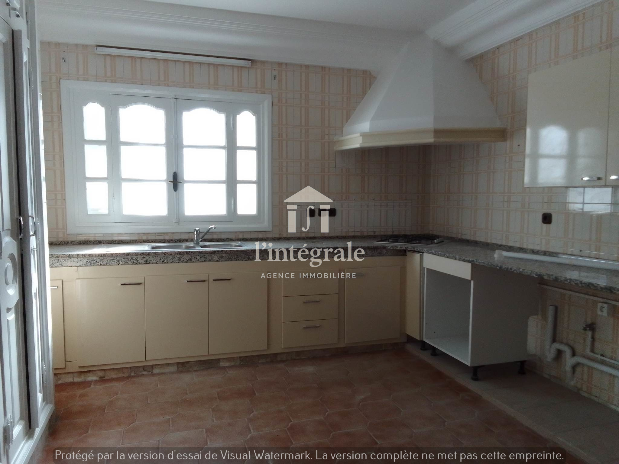 El Menzah&nbsp;El Menzah 9&nbsp;Location&nbsp;Maisons&nbsp;�tage de villa s4 avec garage