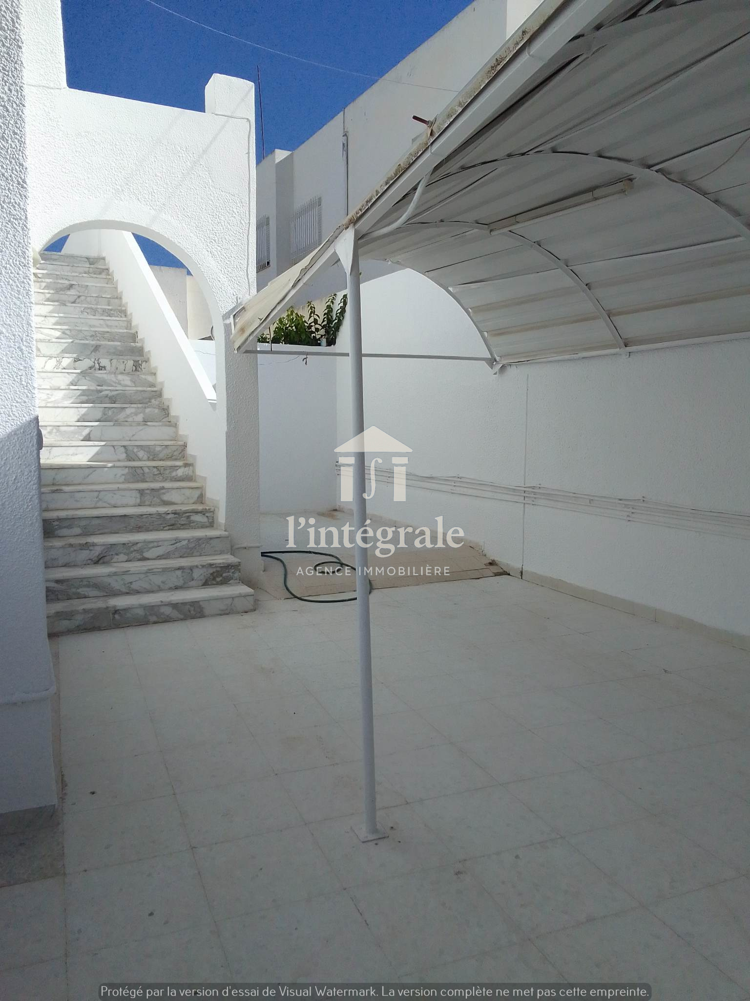 El Menzah&nbsp;El Menzah 9&nbsp;Location&nbsp;Maisons&nbsp;�tage de villa s4 avec garage