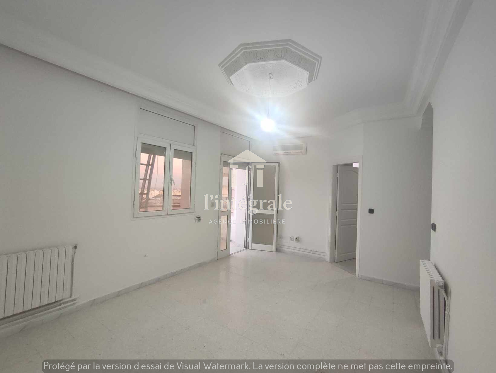 Ariana Ville&nbsp;Cite Ennasr 2&nbsp;Location&nbsp;Maisons&nbsp;Grand �tage s3 avec garage