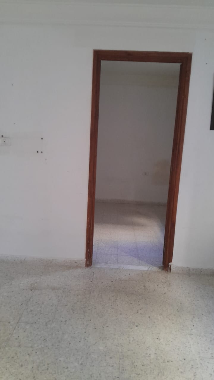 El Mourouj&nbsp;El Mourouj&nbsp;Location&nbsp;Appart. 1 pi�ce&nbsp;Studio s1 mourou 6 pour filles uniquement