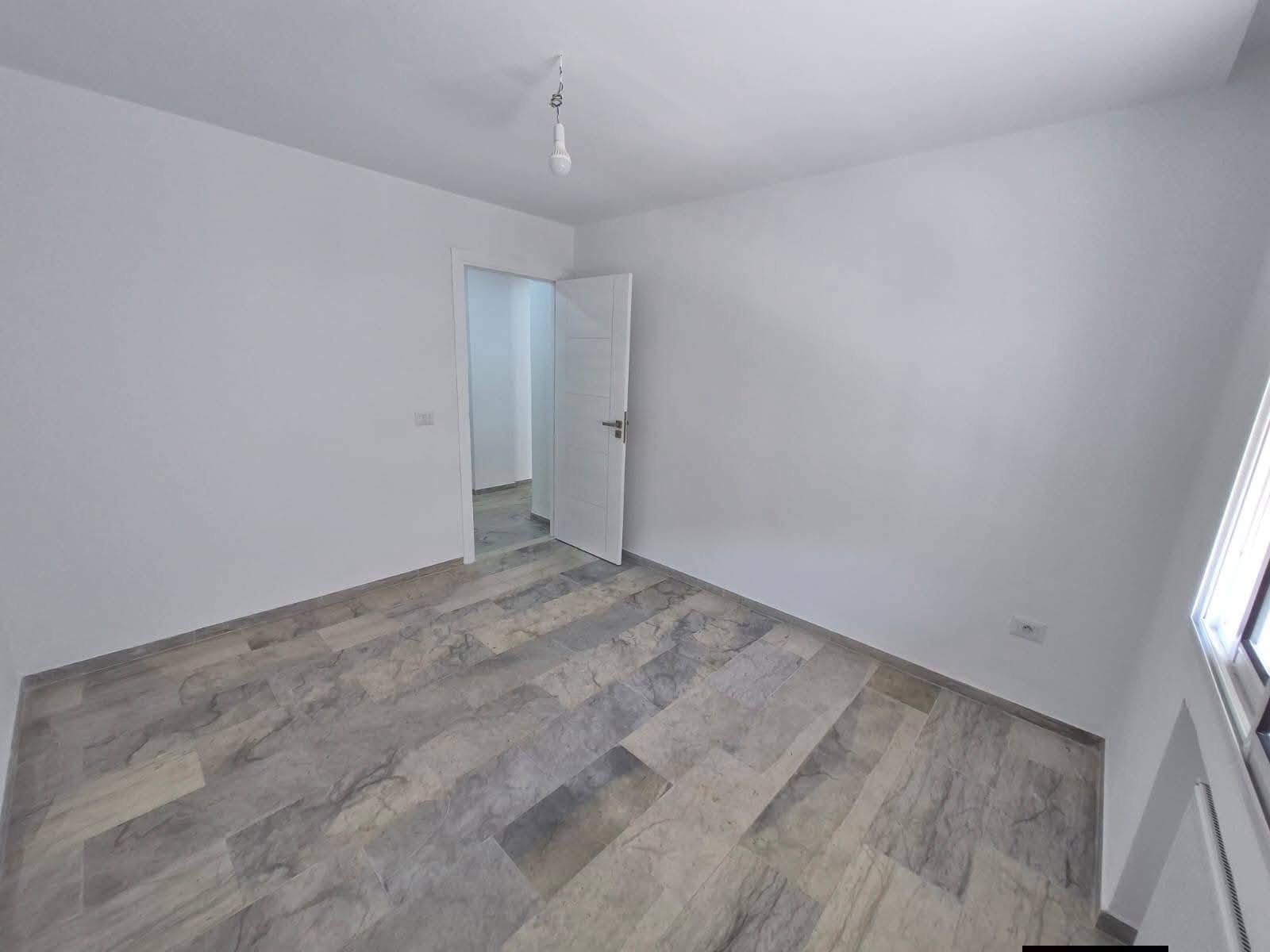 El Mourouj&nbsp;El Mourouj&nbsp;Location&nbsp;Appart. 1 pi�ce&nbsp;S1 neu � mourouj 4