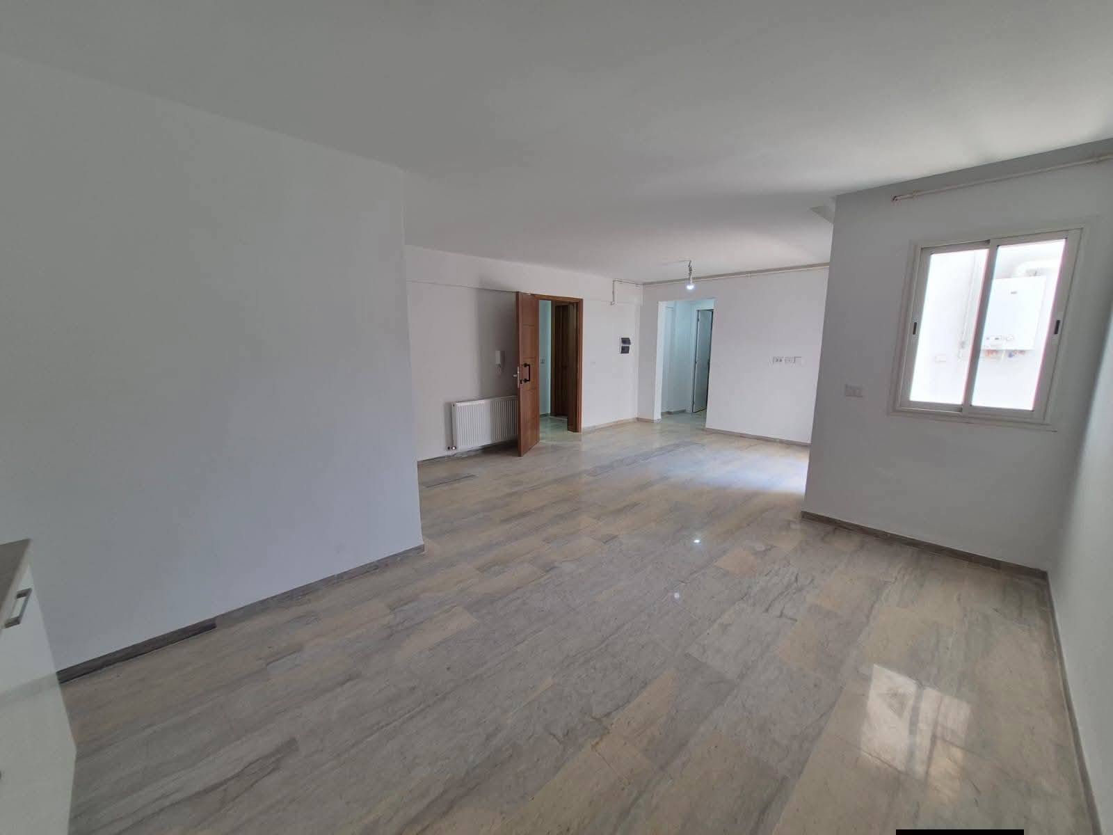 El Mourouj&nbsp;El Mourouj&nbsp;Location&nbsp;Appart. 1 pi�ce&nbsp;S1 � mourouj 4 jamais habit�