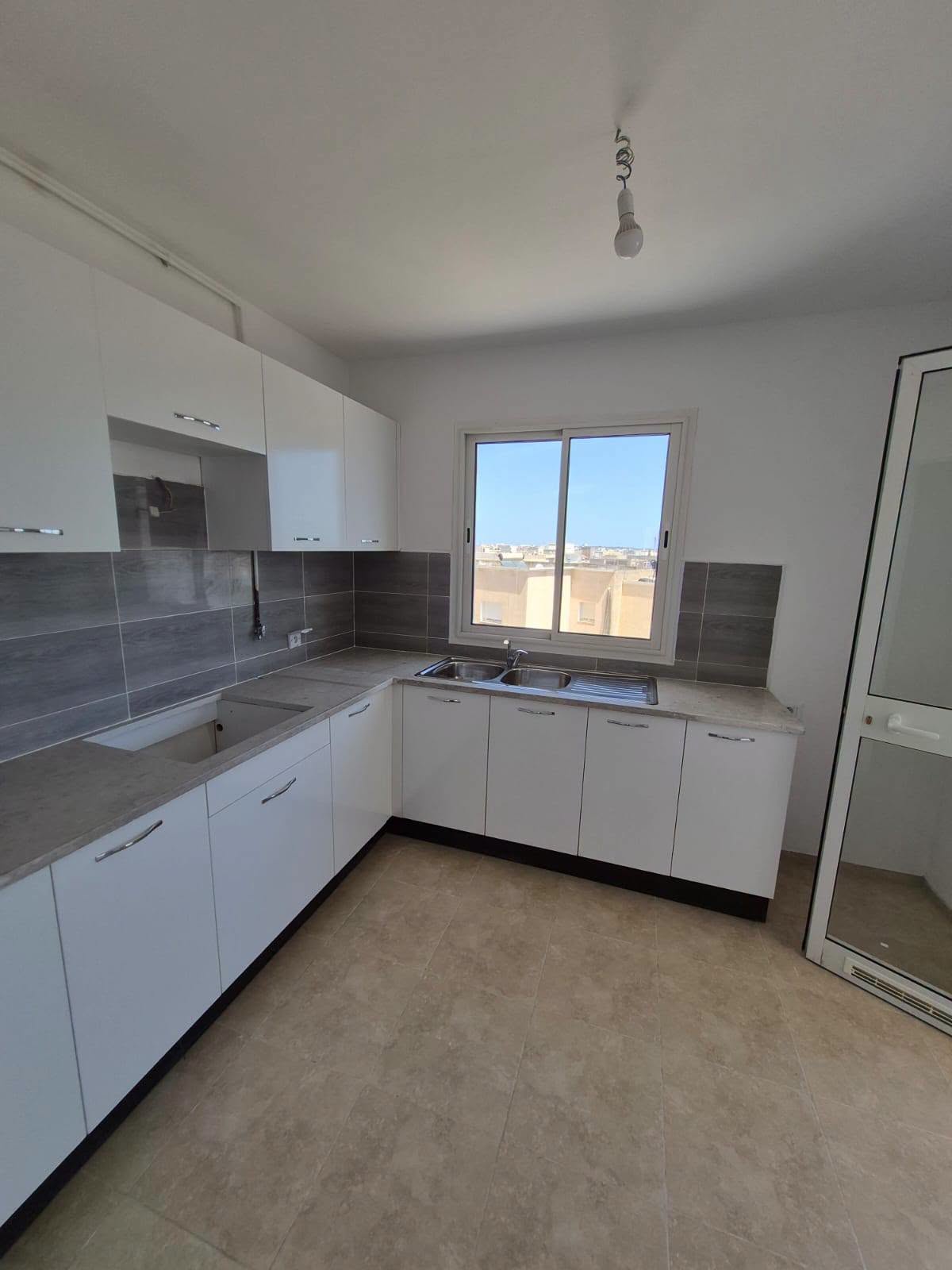 El Mourouj&nbsp;El Mourouj&nbsp;Location&nbsp;Appart. 2 pi�ces&nbsp;S2 neuf � mourouj 4