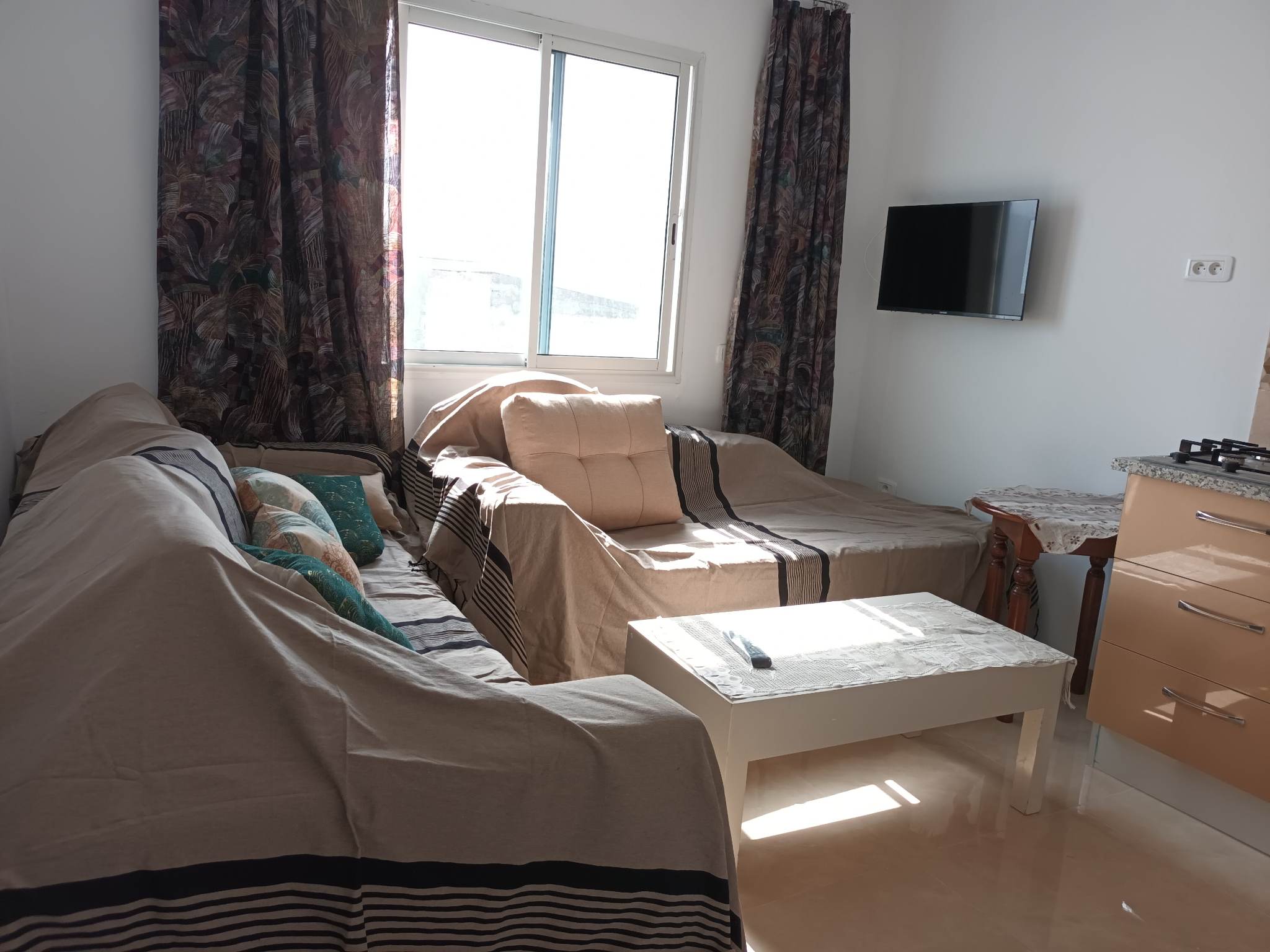 Bizerte Nord&nbsp;Bizerte&nbsp;Location&nbsp;Appart. 1 pi�ce&nbsp;Un appartement s1 situ� au corniche bizerte